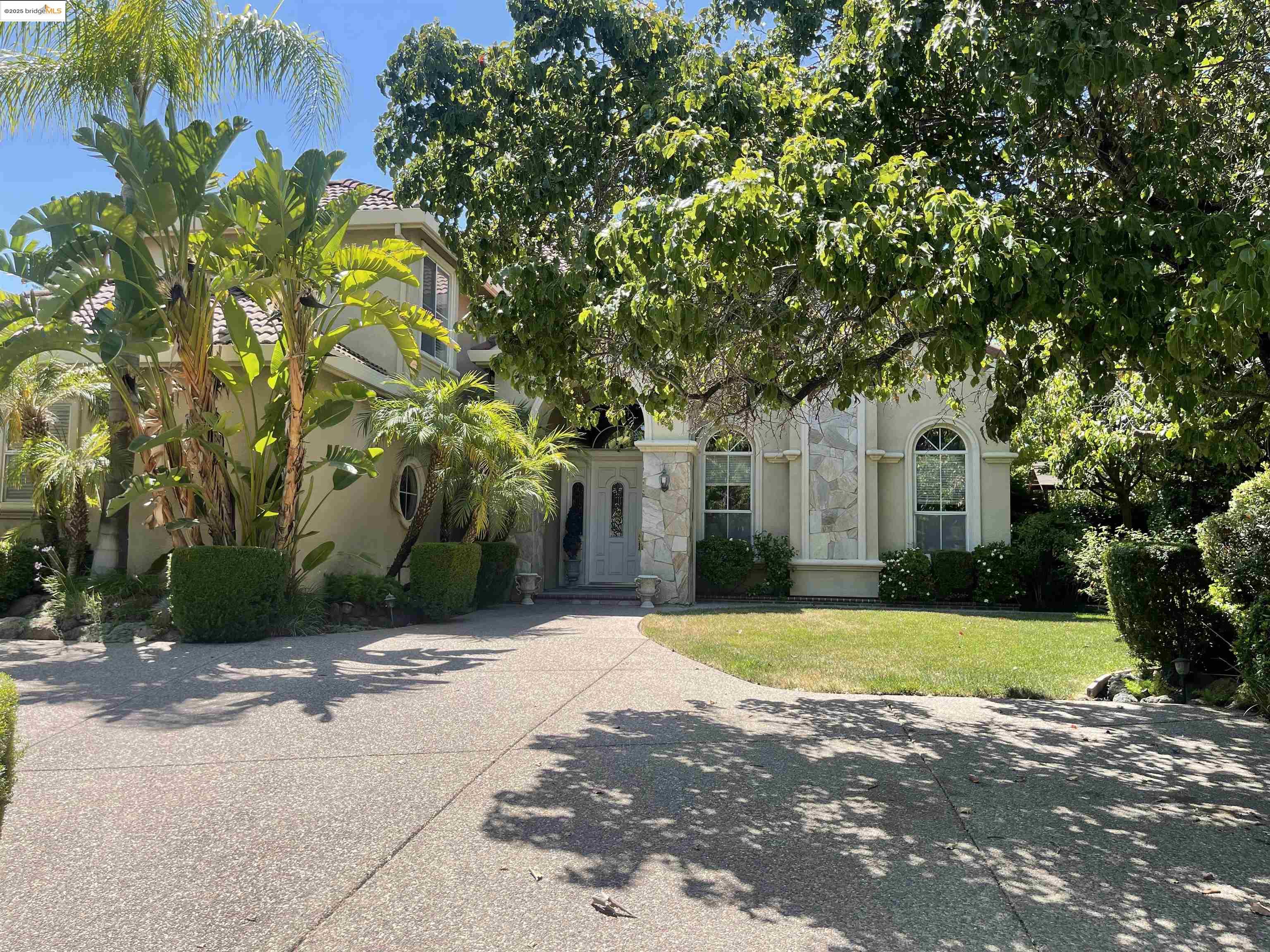 Detail Gallery Image 1 of 2 For 1765 Duchess Ter, Brentwood,  CA 94513 - 6 Beds | 5 Baths