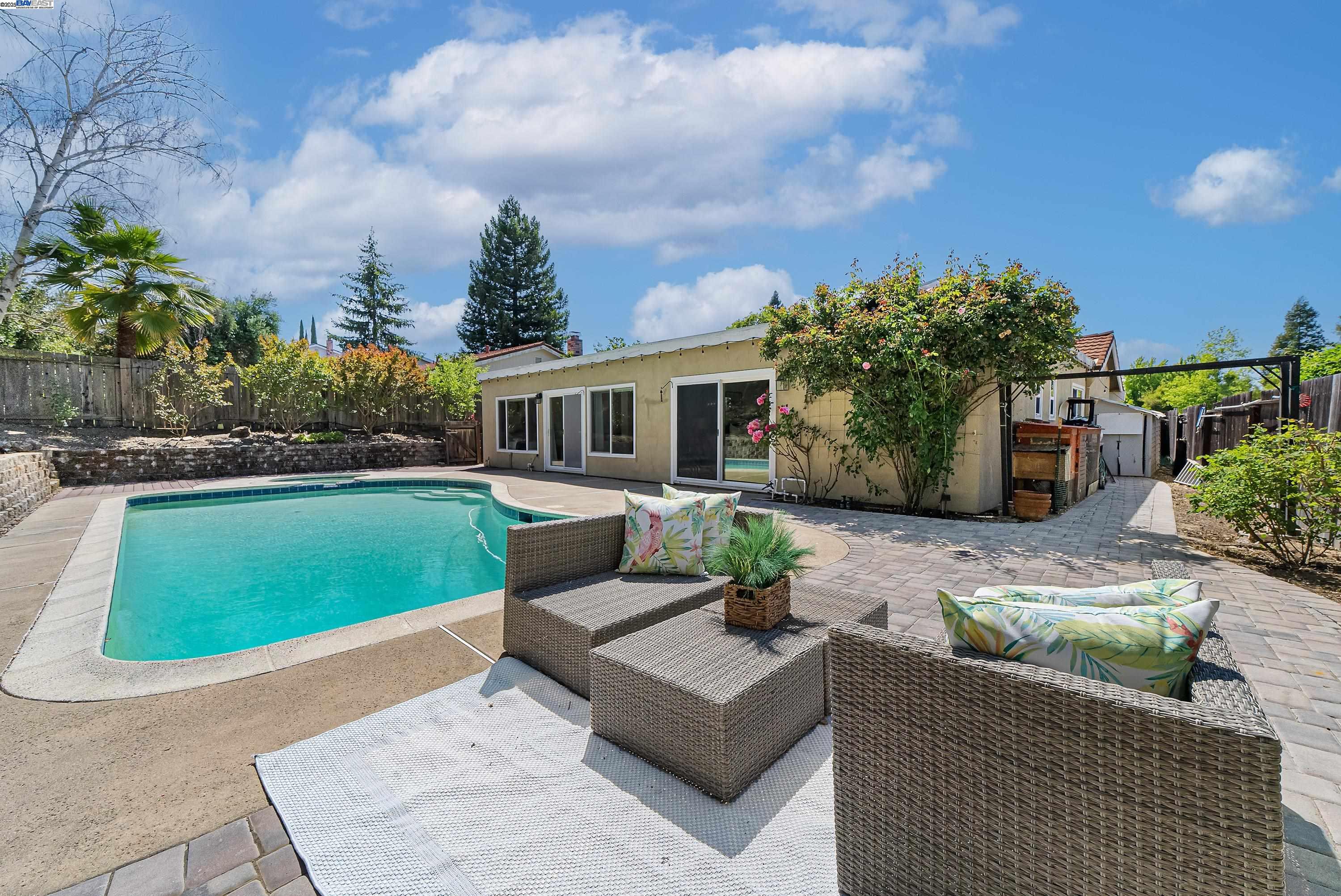 Detail Gallery Image 45 of 53 For 3658 Touriga Dr, Pleasanton,  CA 94566 - 4 Beds | 2 Baths