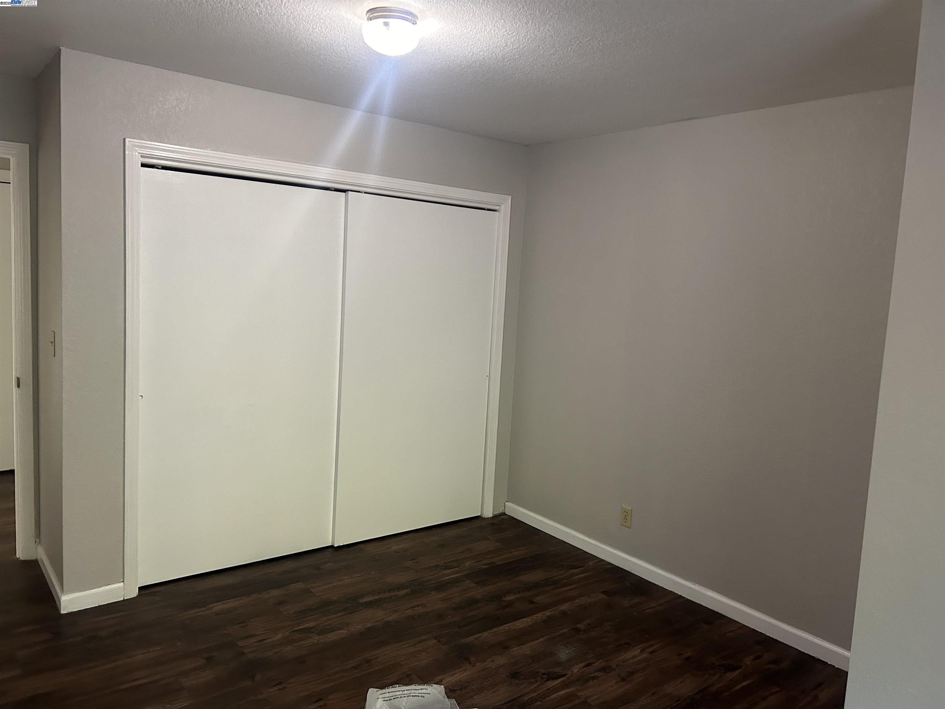 Detail Gallery Image 7 of 13 For Cynthia Ct, Hayward,  CA 94541 - 4 Beds | 2/1 Baths