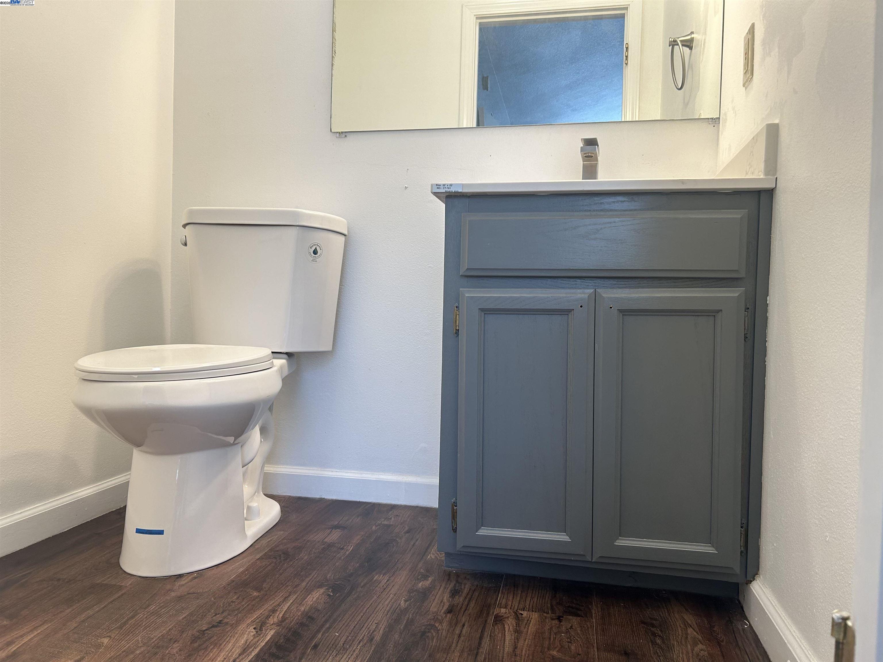 Detail Gallery Image 9 of 13 For Cynthia Ct, Hayward,  CA 94541 - 4 Beds | 2/1 Baths
