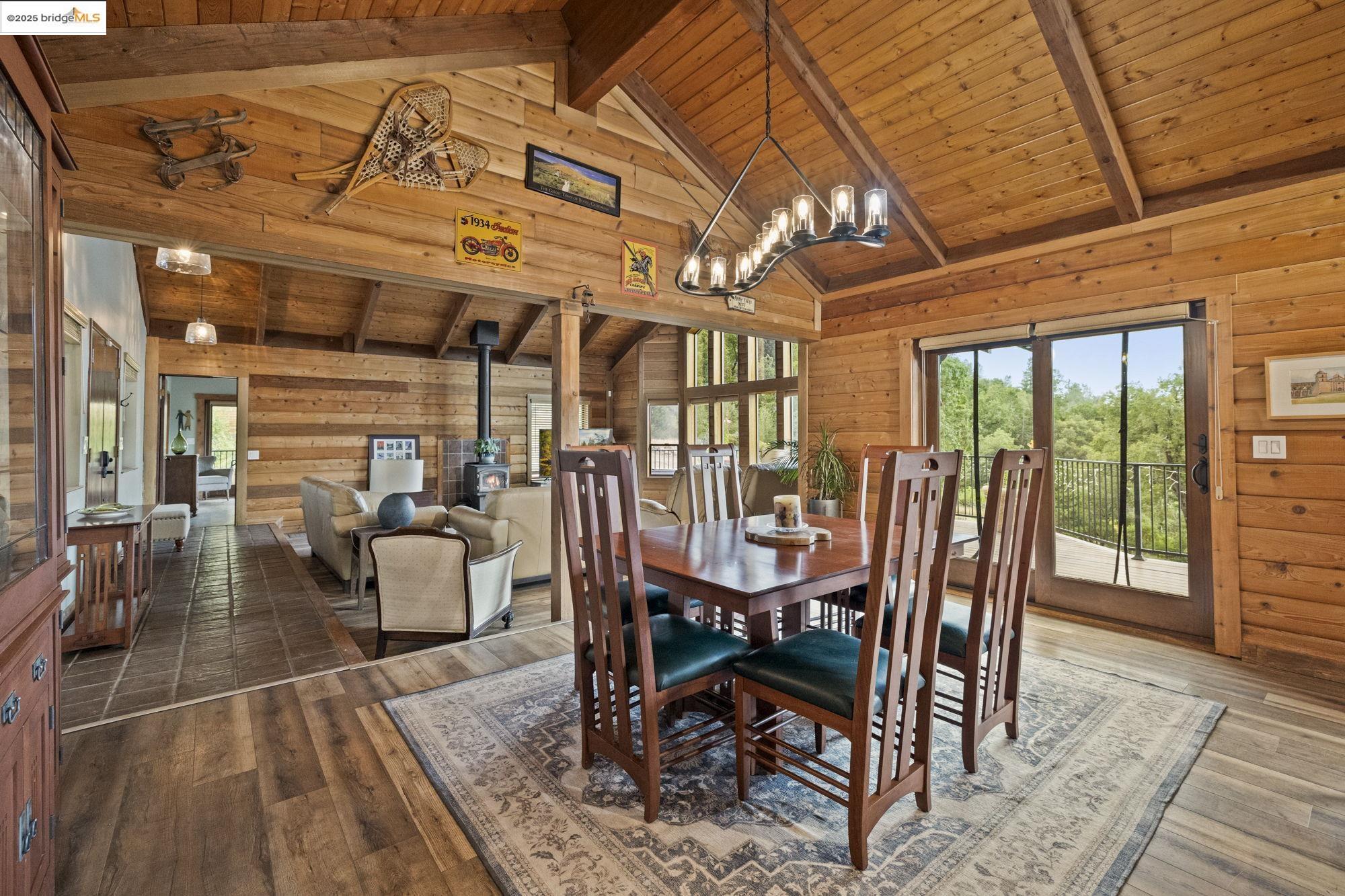 Detail Gallery Image 17 of 58 For 21762 Hunts Rd, Sonora,  CA 95370 - 3 Beds | 3 Baths