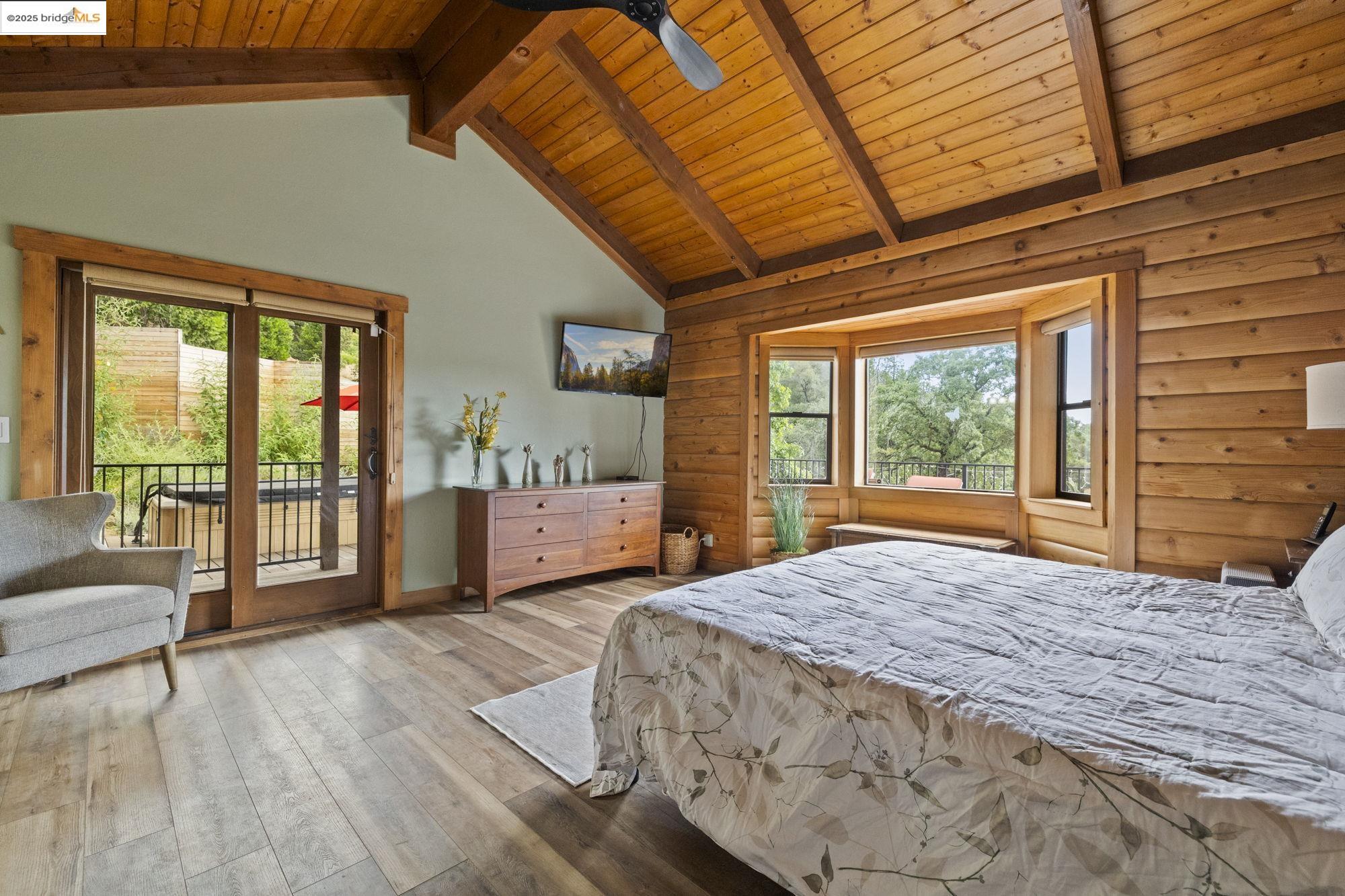 Detail Gallery Image 21 of 58 For 21762 Hunts Rd, Sonora,  CA 95370 - 3 Beds | 3 Baths