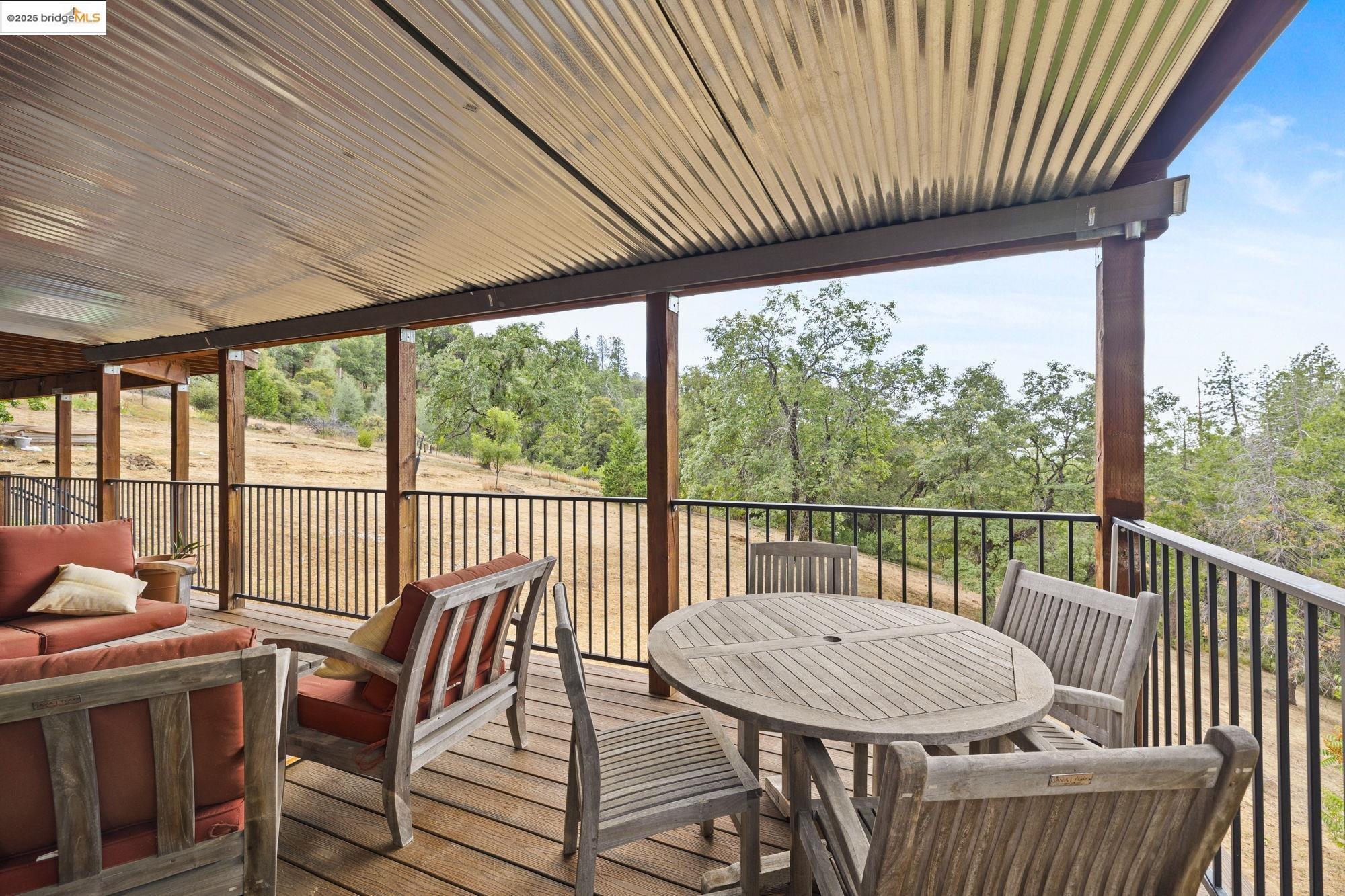 Detail Gallery Image 38 of 58 For 21762 Hunts Rd, Sonora,  CA 95370 - 3 Beds | 3 Baths