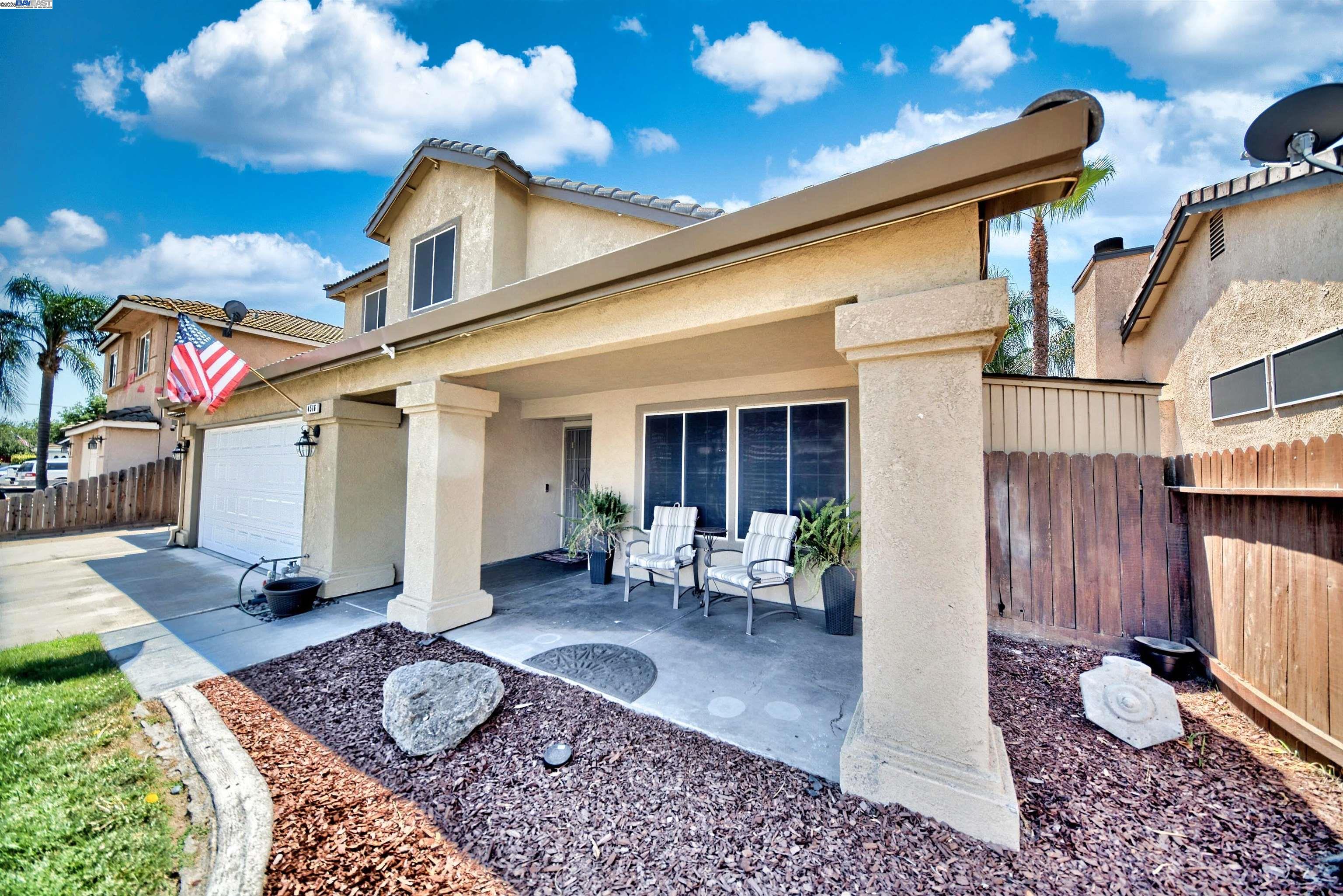 Detail Gallery Image 3 of 32 For 4516 Old Mill Ct, Salida,  CA 95368 - 4 Beds | 2/1 Baths
