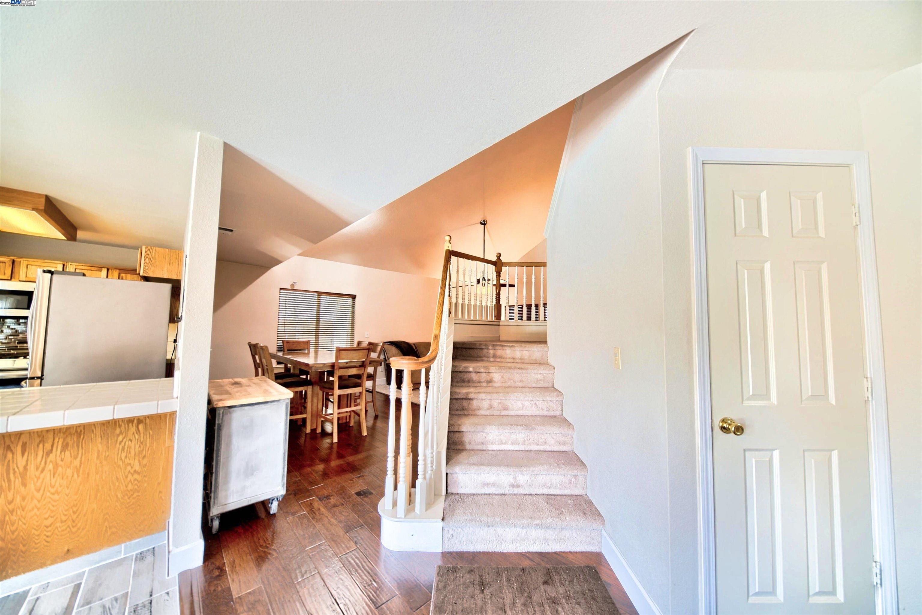 Detail Gallery Image 8 of 32 For 4516 Old Mill Ct, Salida,  CA 95368 - 4 Beds | 2/1 Baths