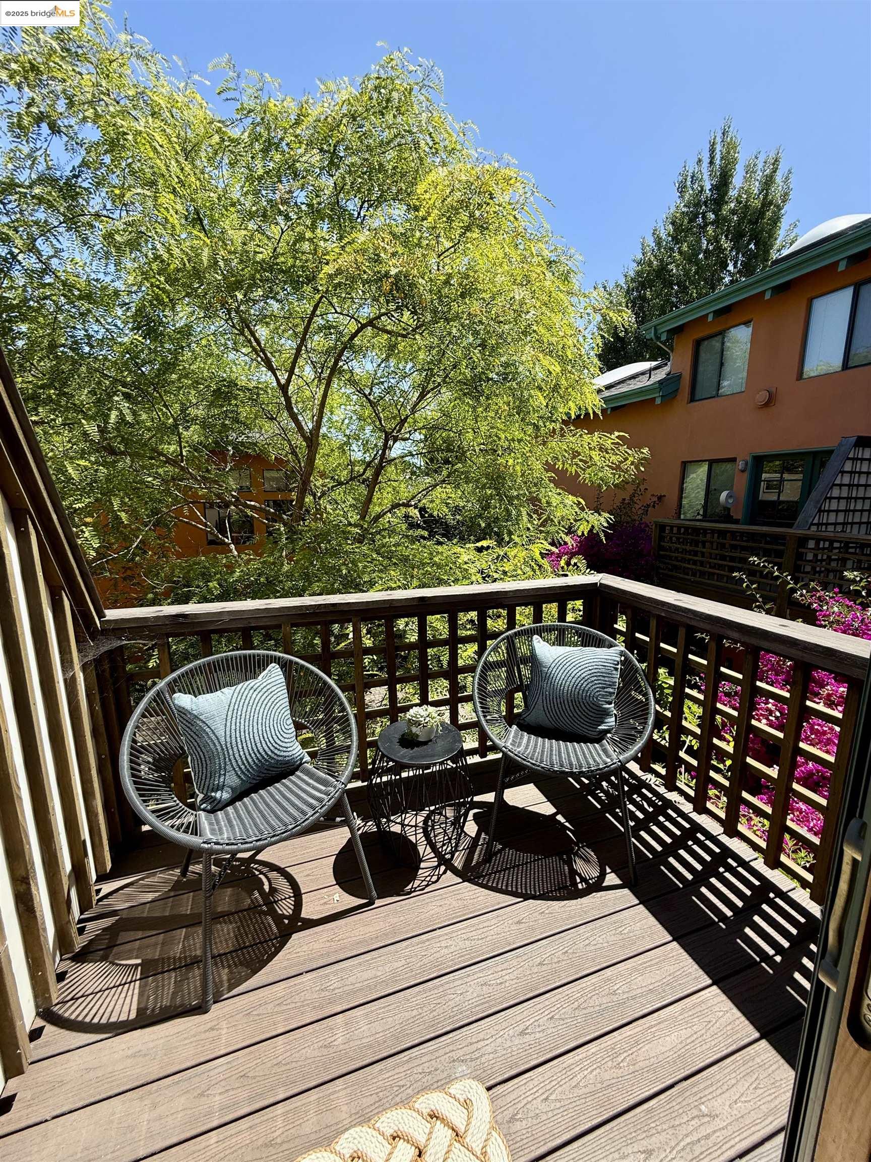 Detail Gallery Image 19 of 26 For 2120 6th Street #11,  Berkeley,  CA 94710 - 1 Beds | 1 Baths