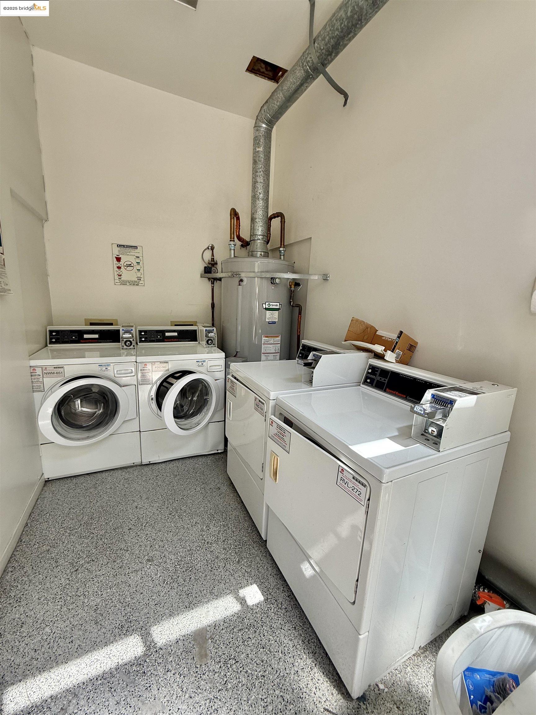 Detail Gallery Image 26 of 26 For 2120 6th Street #11,  Berkeley,  CA 94710 - 1 Beds | 1 Baths