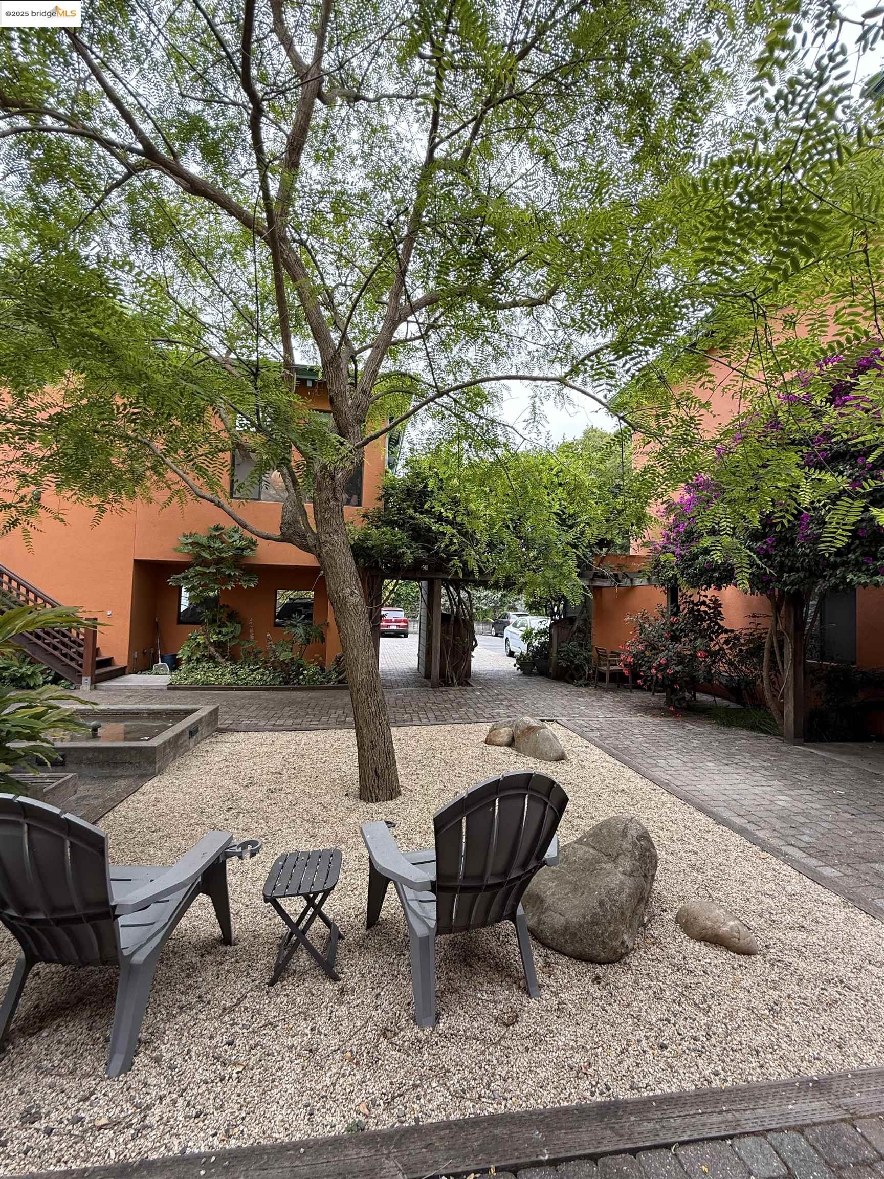 Photo #5: 41102760 Listing 