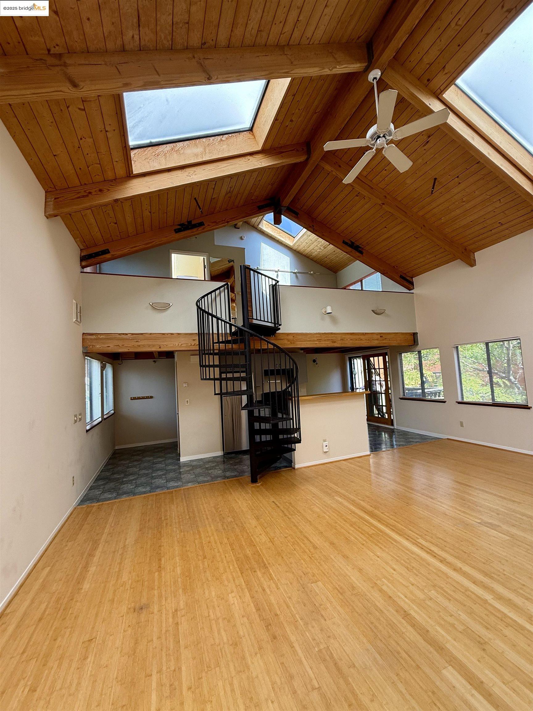 Photo #7: 41102760 Listing: Photo #7
