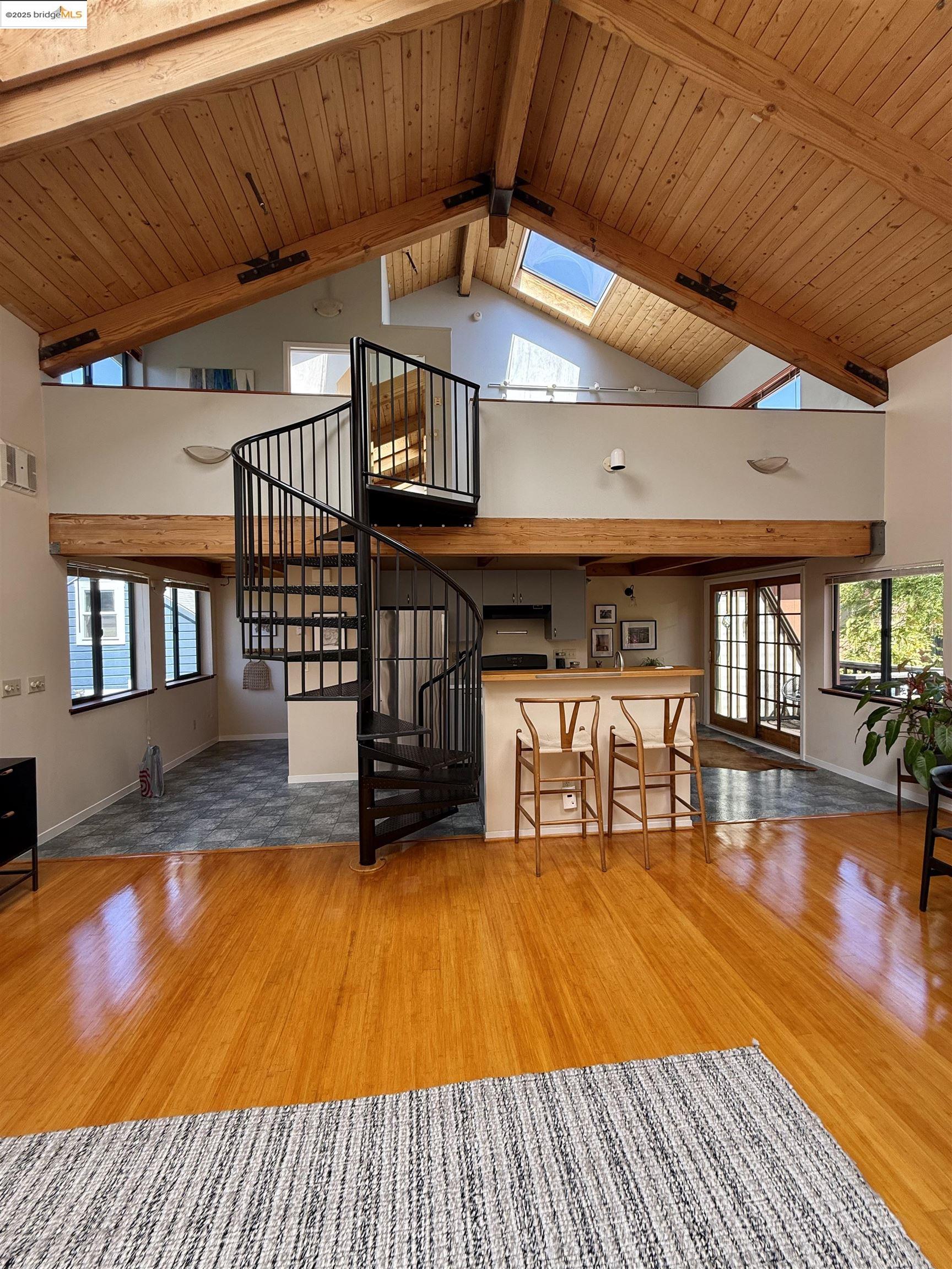 Detail Gallery Image 9 of 26 For 2120 6th Street #11,  Berkeley,  CA 94710 - 1 Beds | 1 Baths