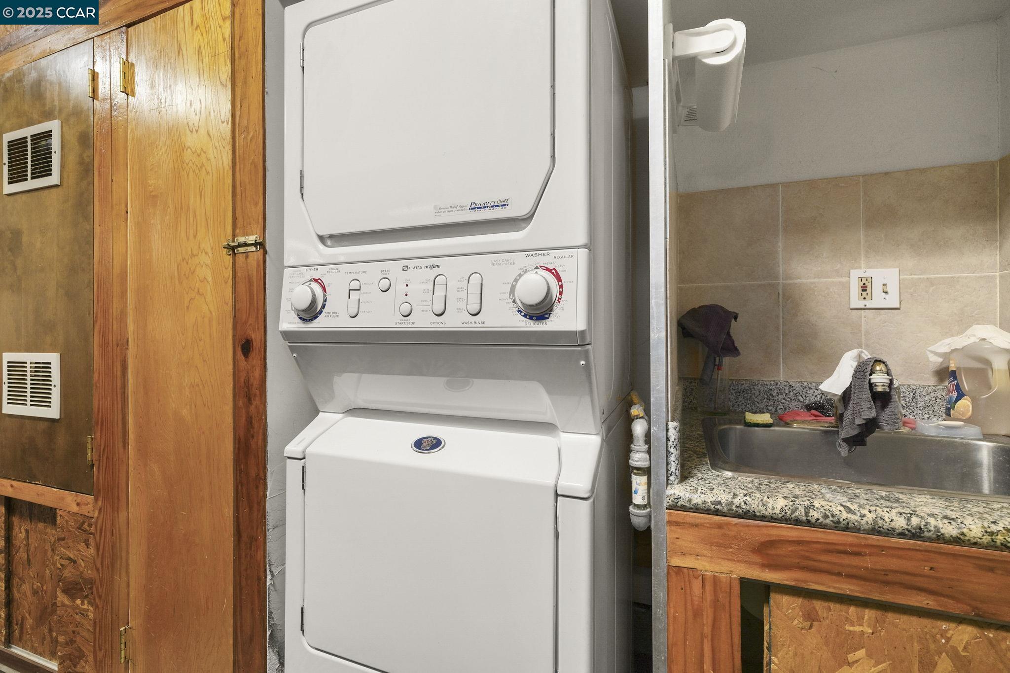 Detail Gallery Image 25 of 33 For 928 Sassel Ave, Concord,  CA 94518 - 4 Beds | 2 Baths