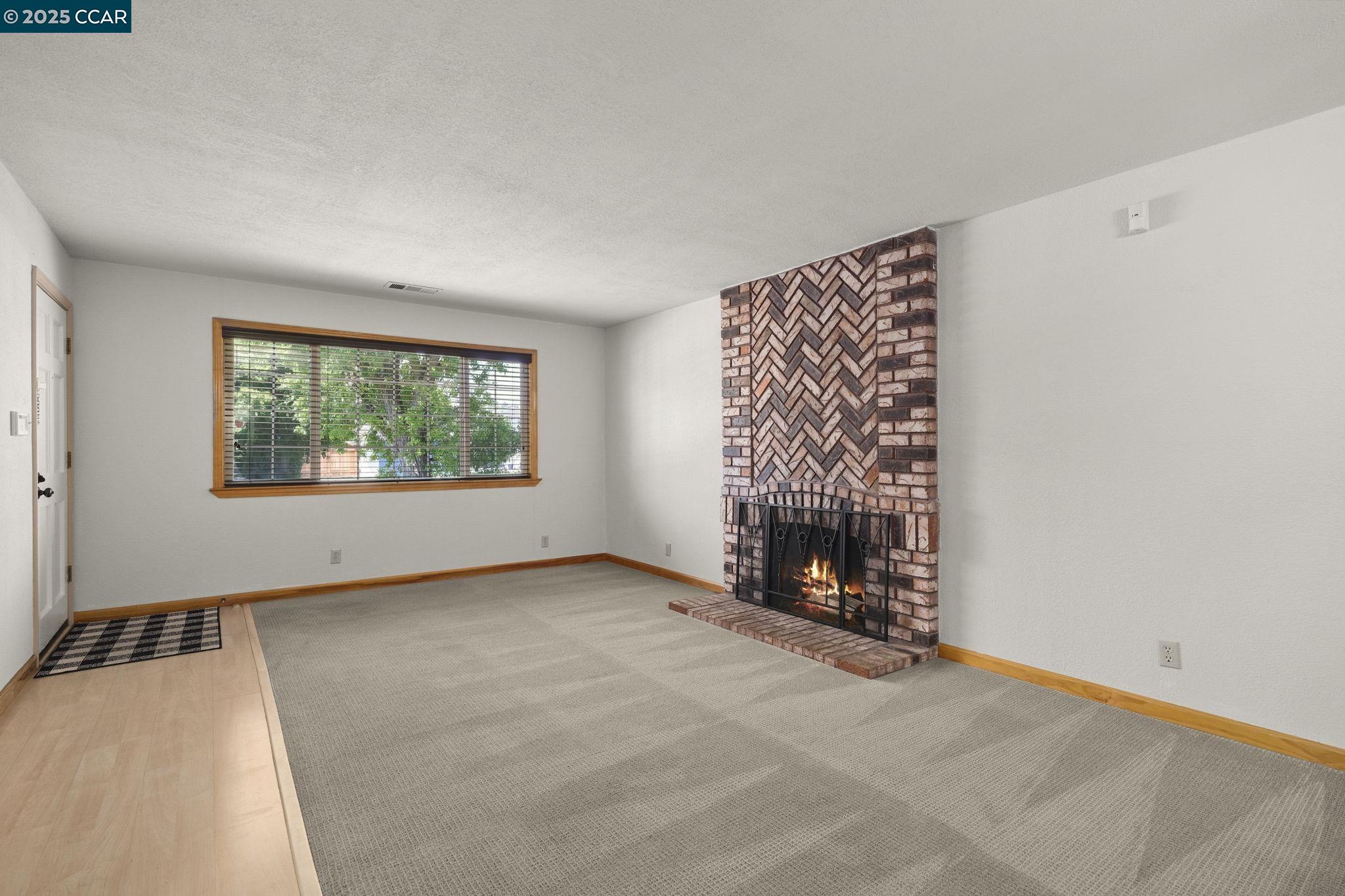 Detail Gallery Image 8 of 33 For 928 Sassel Ave, Concord,  CA 94518 - 4 Beds | 2 Baths