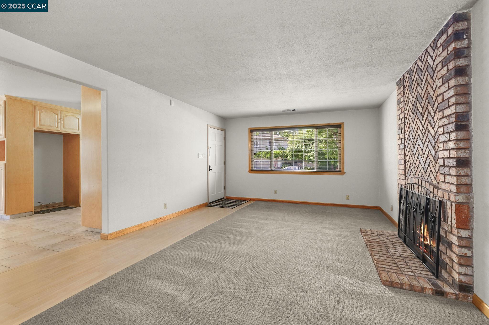 Detail Gallery Image 9 of 33 For 928 Sassel Ave, Concord,  CA 94518 - 4 Beds | 2 Baths