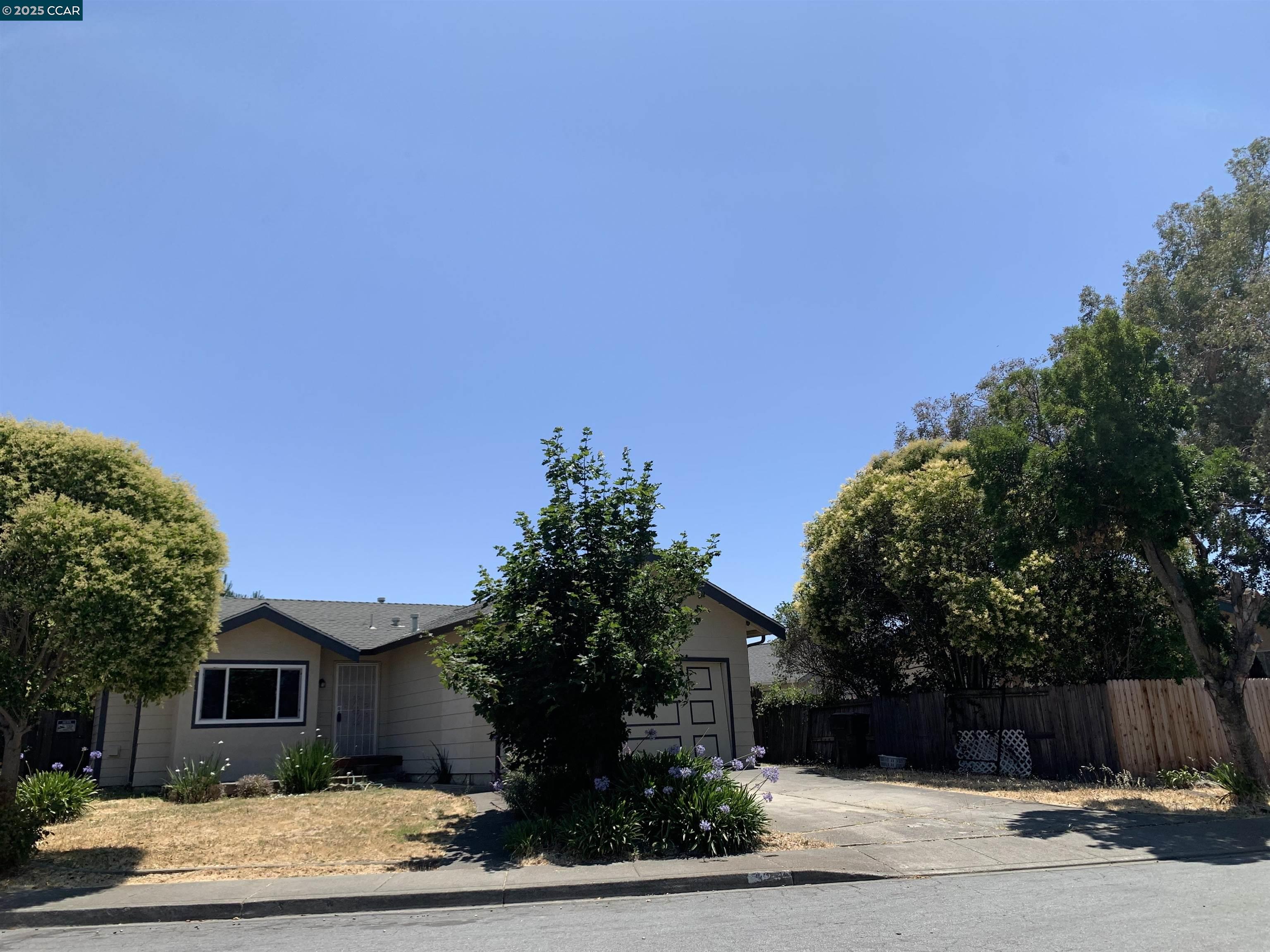 Detail Gallery Image 1 of 1 For 923 Steller Way, Suisun City,  CA 94585 - 3 Beds | 2 Baths