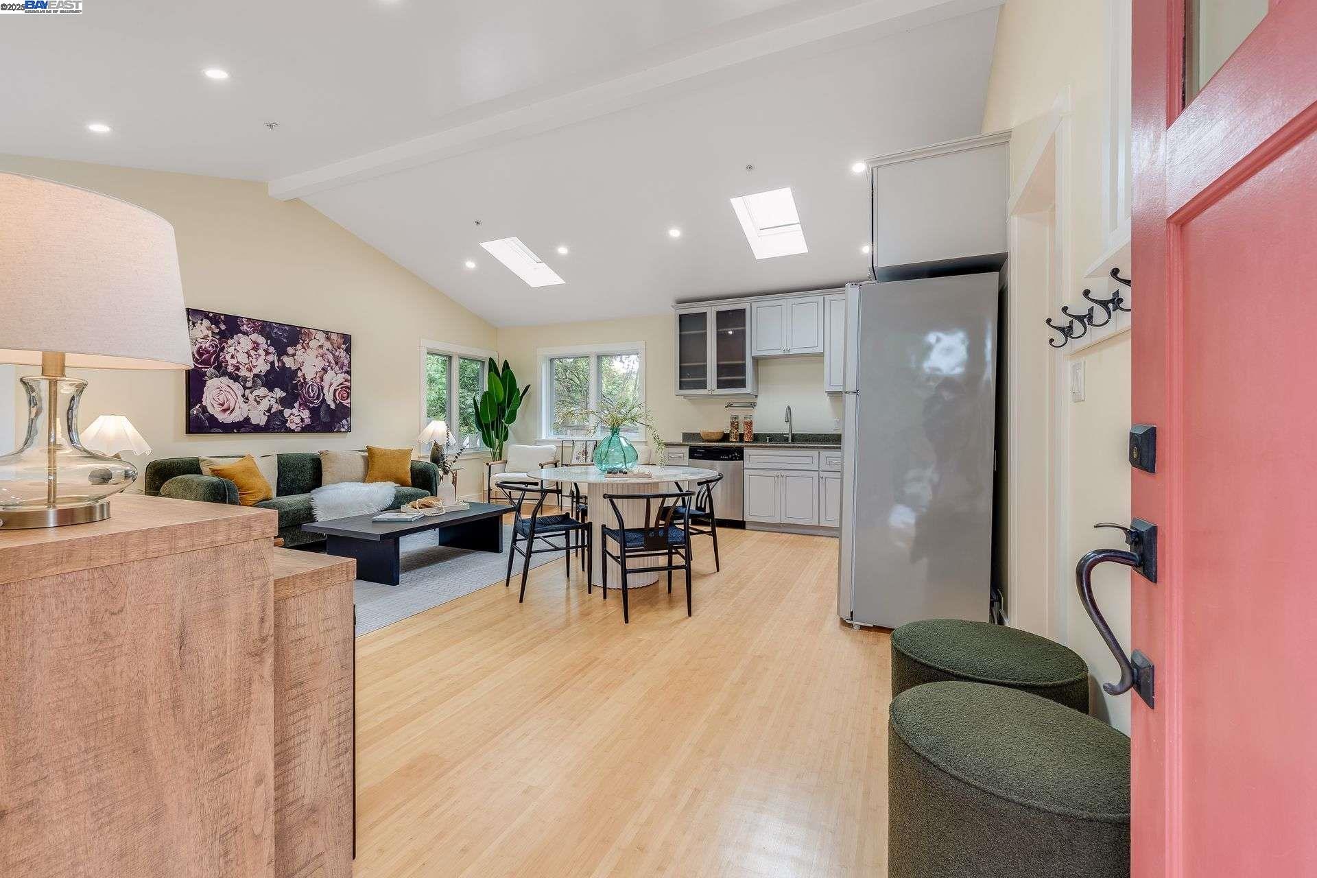 Photo #5: 41102769 Listing 