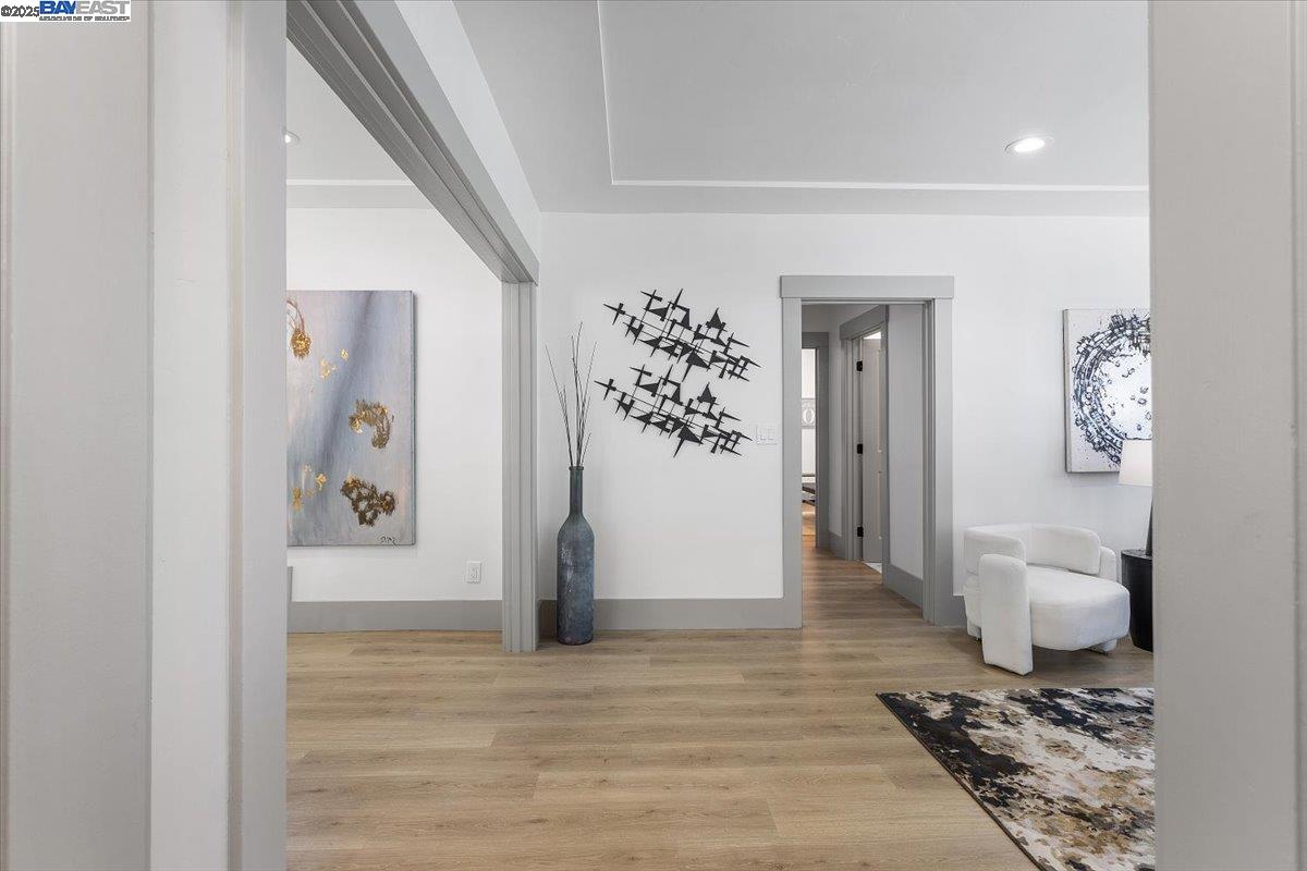 Detail Gallery Image 26 of 60 For 689 Santa Ray Ave, Oakland,  CA 94610 - 4 Beds | 3/1 Baths