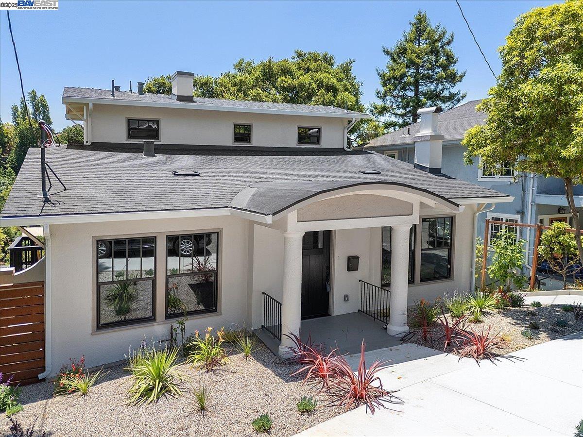Detail Gallery Image 45 of 60 For 689 Santa Ray Ave, Oakland,  CA 94610 - 4 Beds | 3/1 Baths