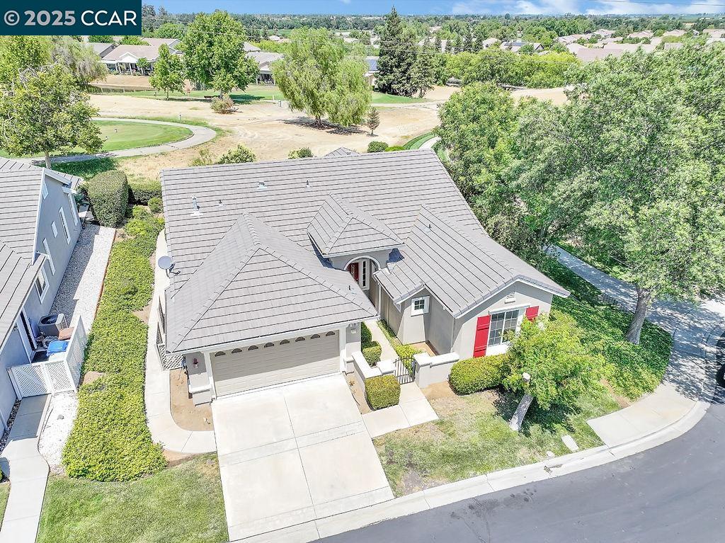 Detail Gallery Image 5 of 39 For 1090 Bountiful Way, Brentwood,  CA 94513 - 3 Beds | 2/1 Baths
