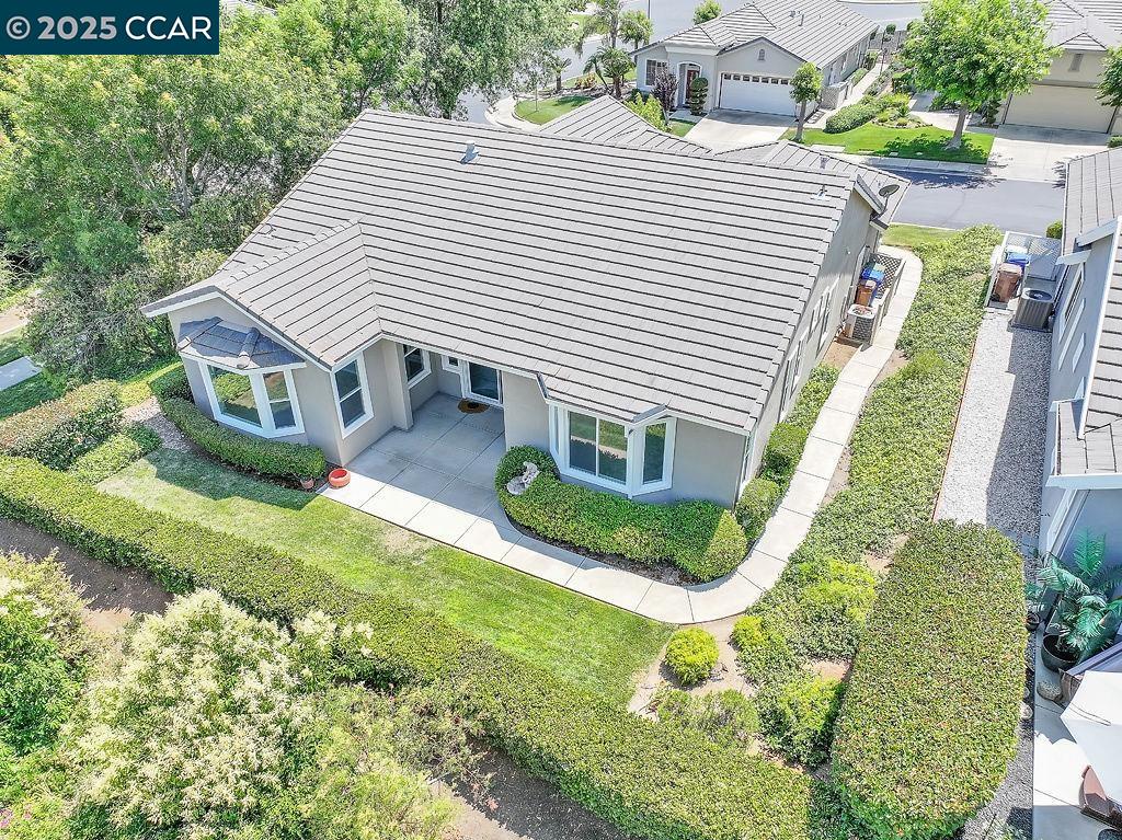 Detail Gallery Image 6 of 39 For 1090 Bountiful Way, Brentwood,  CA 94513 - 3 Beds | 2/1 Baths