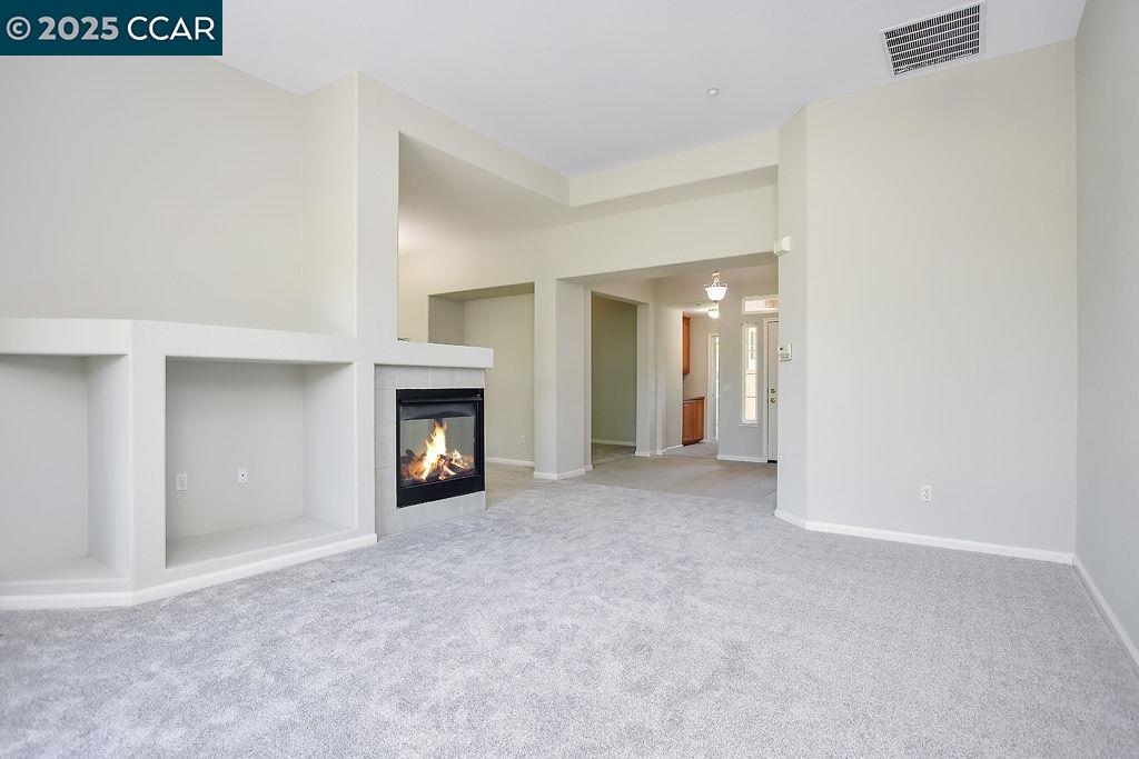 Detail Gallery Image 10 of 39 For 1090 Bountiful Way, Brentwood,  CA 94513 - 3 Beds | 2/1 Baths