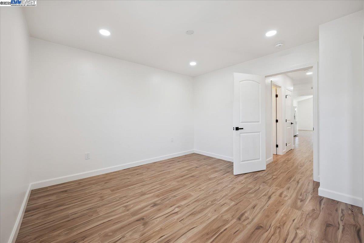 Detail Gallery Image 19 of 52 For 917 Channing Way, Berkeley,  CA 94710 - 5 Beds | 3 Baths