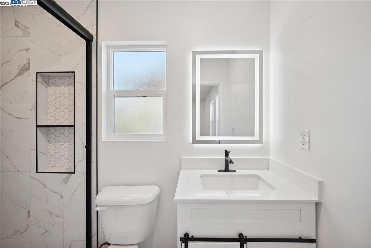 Detail Gallery Image 20 of 52 For 917 Channing Way, Berkeley,  CA 94710 - 5 Beds | 3 Baths