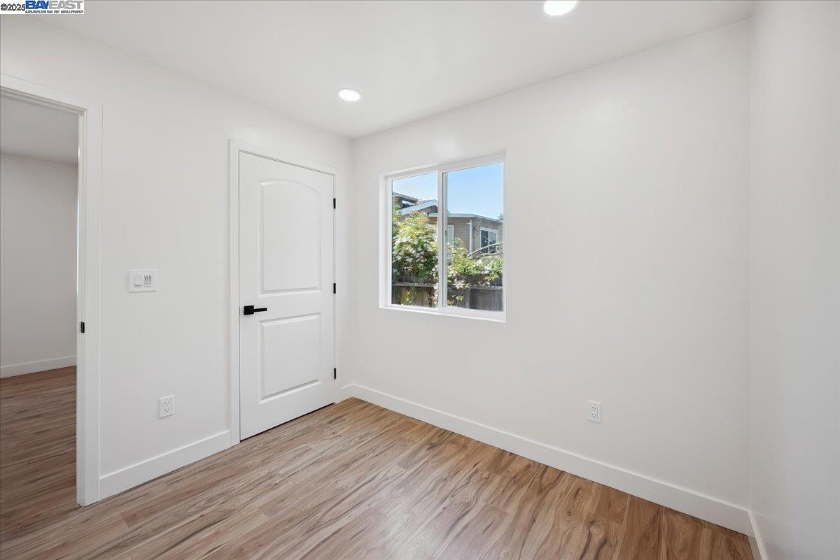 Detail Gallery Image 39 of 52 For 917 Channing Way, Berkeley,  CA 94710 - 5 Beds | 3 Baths
