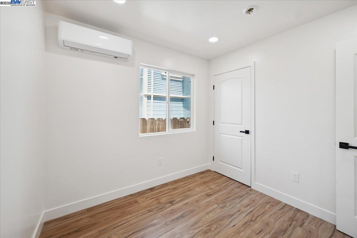 Detail Gallery Image 41 of 52 For 917 Channing Way, Berkeley,  CA 94710 - 5 Beds | 3 Baths