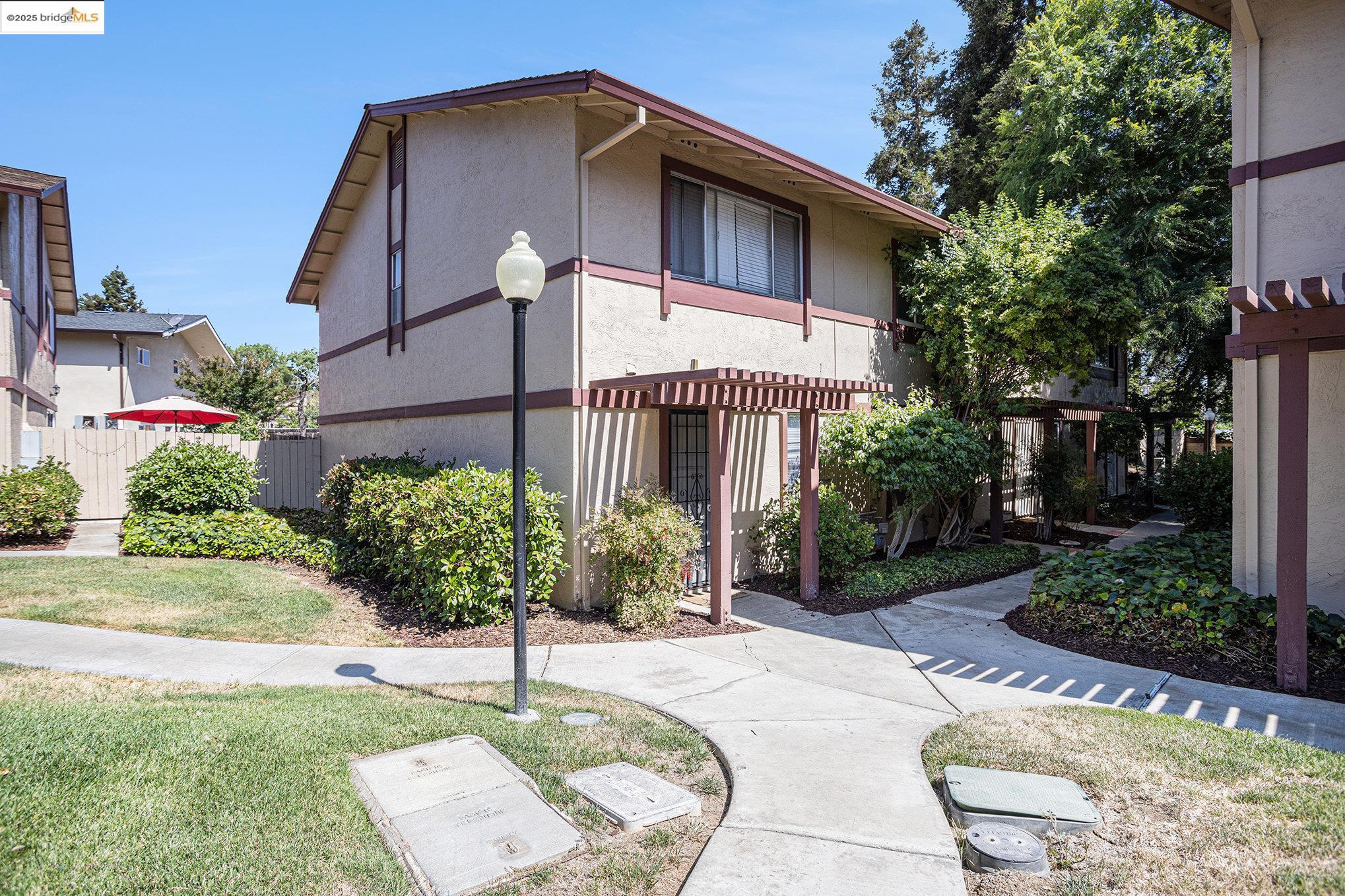 Photo #3: 41102776 Listing 