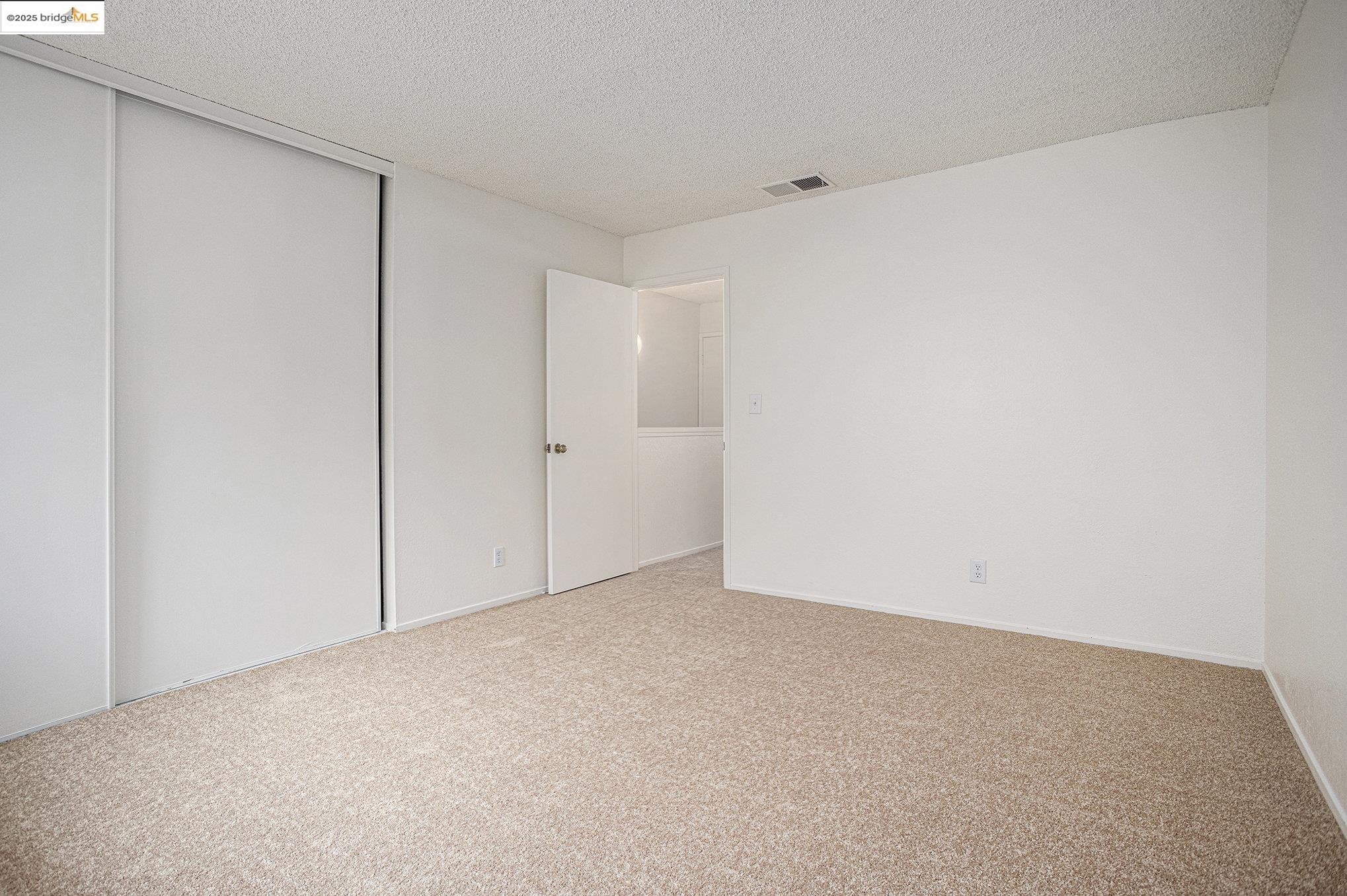 Photo #23: 41102776 Listing: Photo #23
