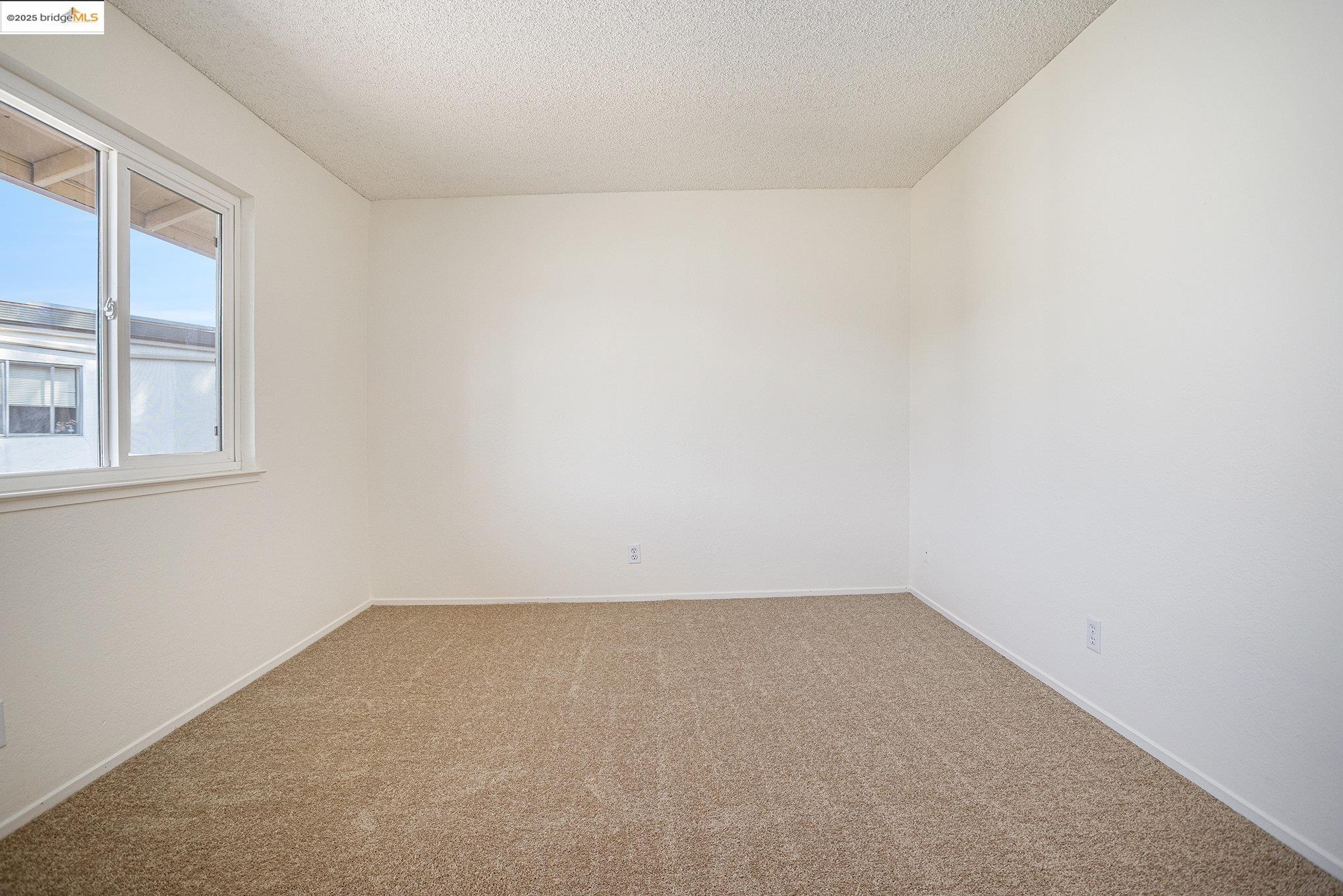 Photo #25: 41102776 Listing: Photo #25