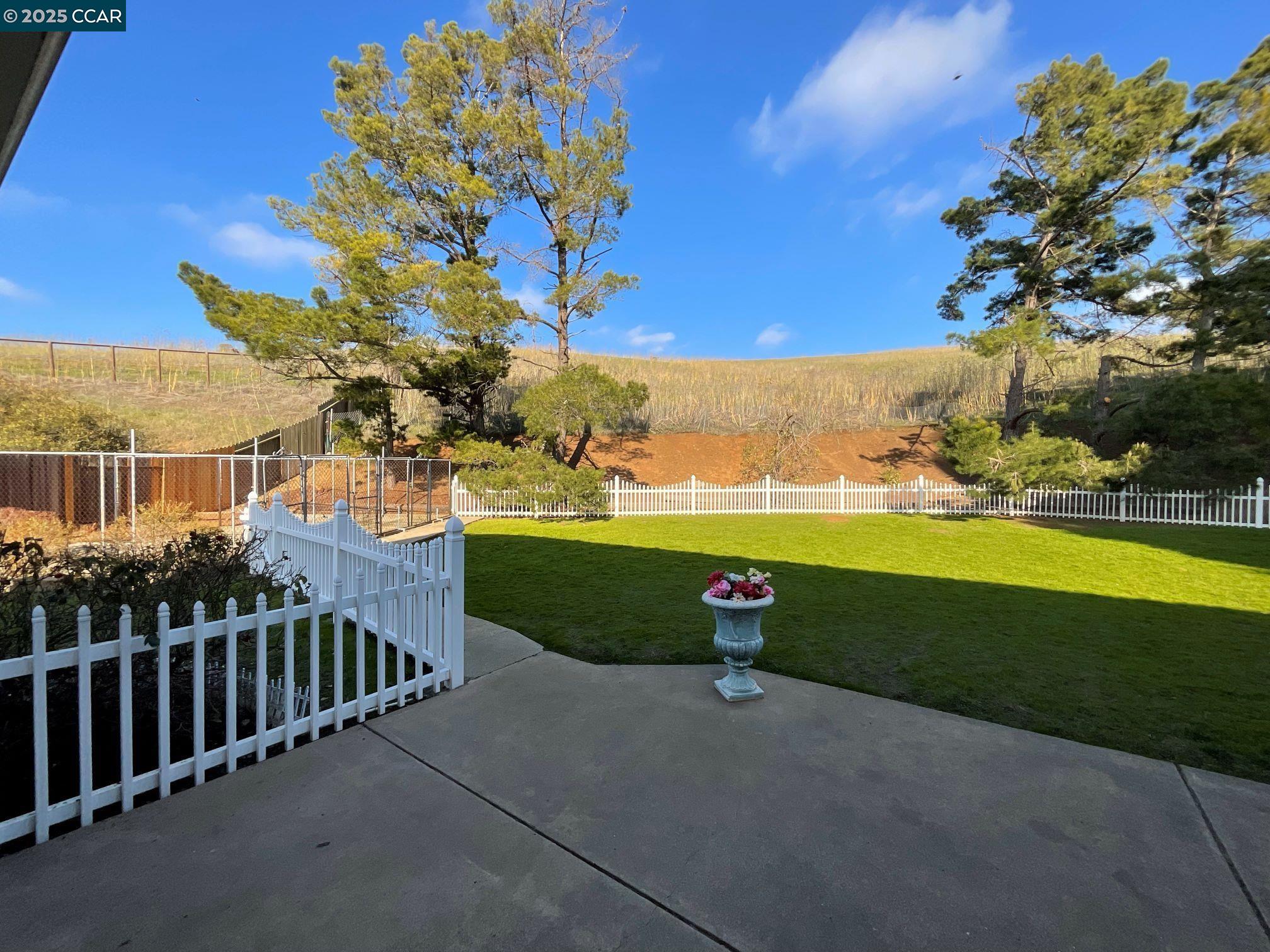 Detail Gallery Image 49 of 60 For 403 Gerald Court, Benicia,  CA 94510 - 4 Beds | 3 Baths