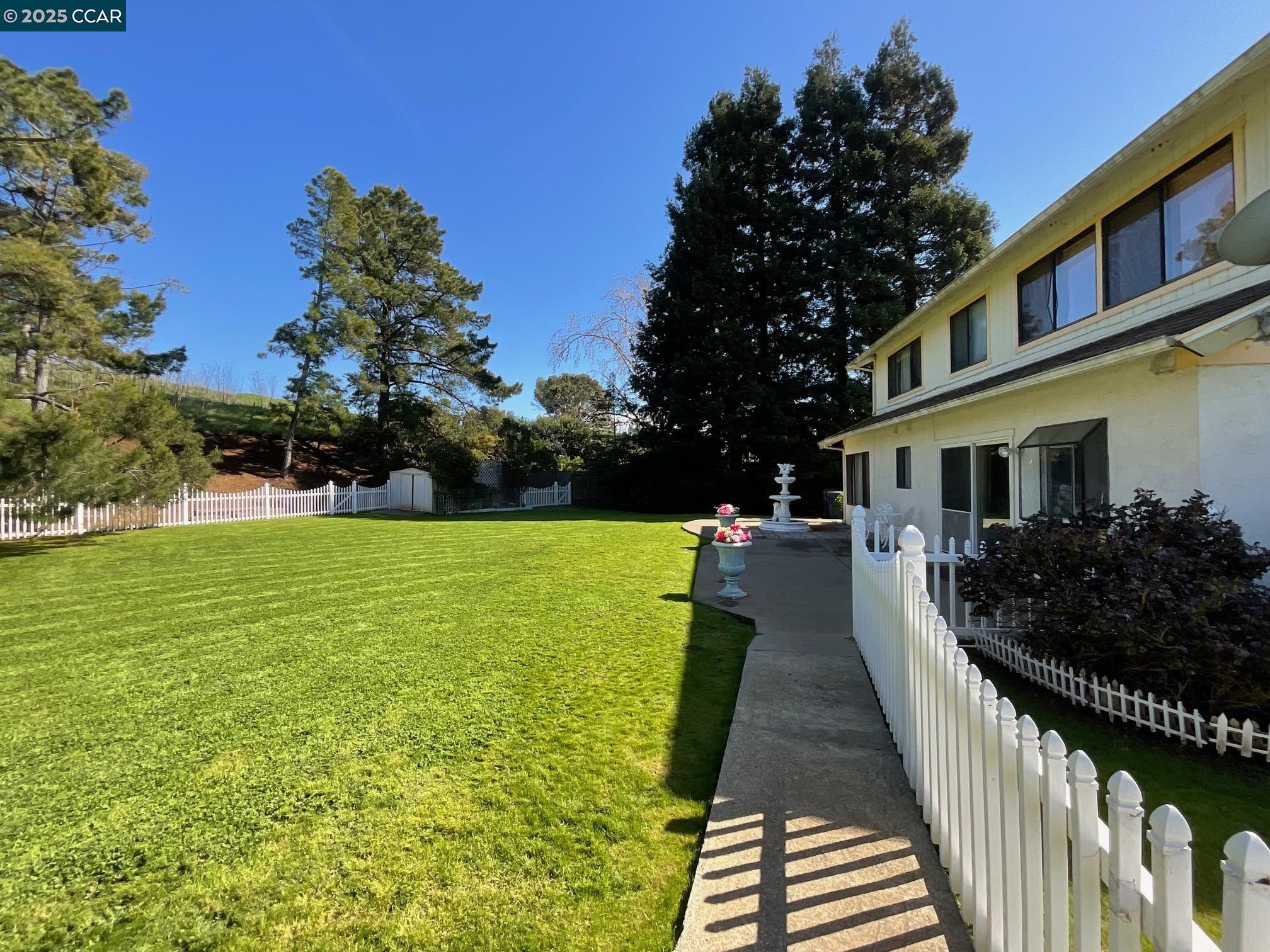 Detail Gallery Image 53 of 60 For 403 Gerald Court, Benicia,  CA 94510 - 4 Beds | 3 Baths