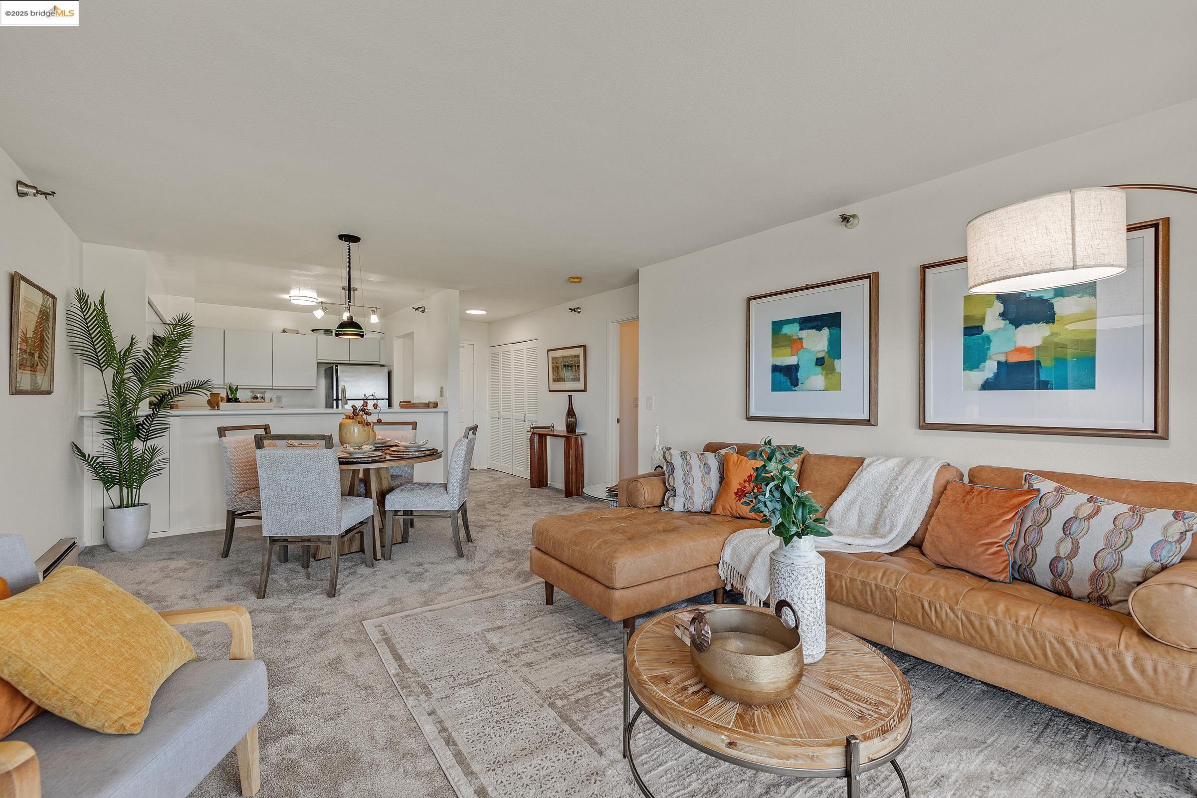 1205 Melville Sq 209