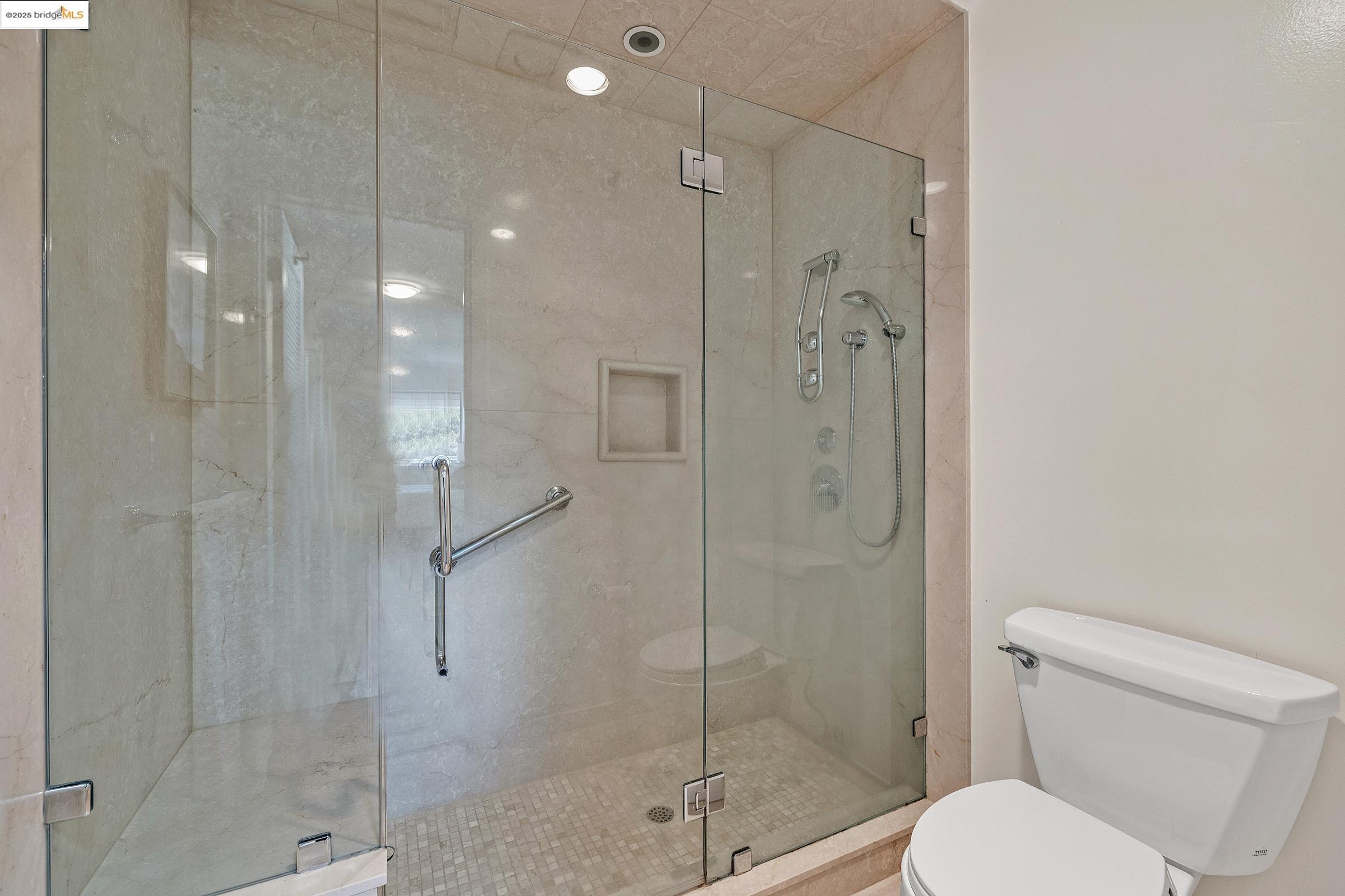 1205 Melville Sq 209