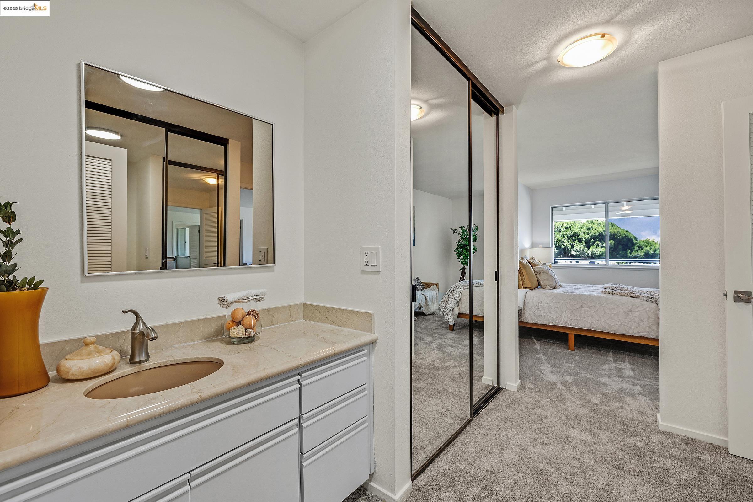 1205 Melville Sq 209