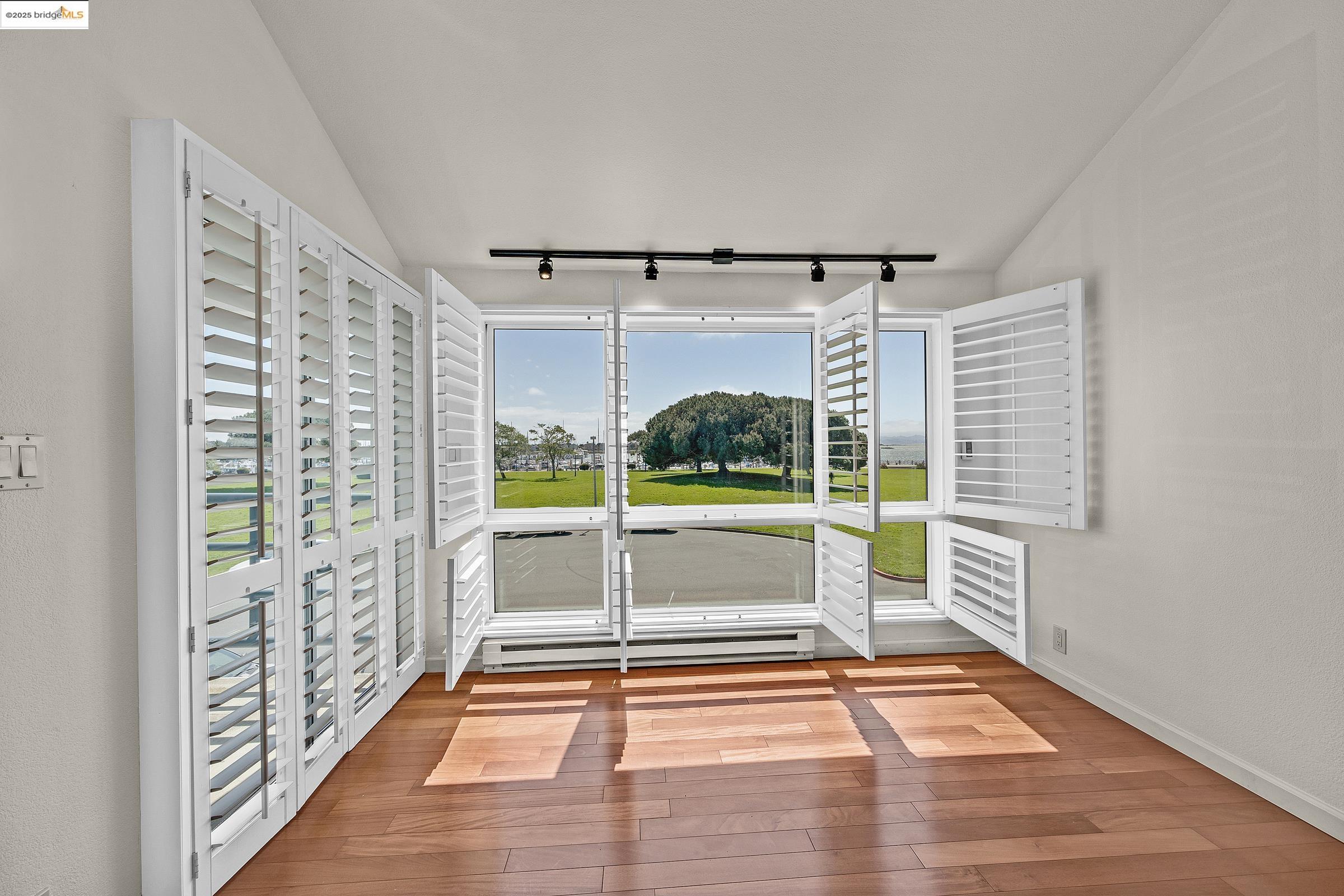 Photo #16: 41102785 Listing: Photo #16