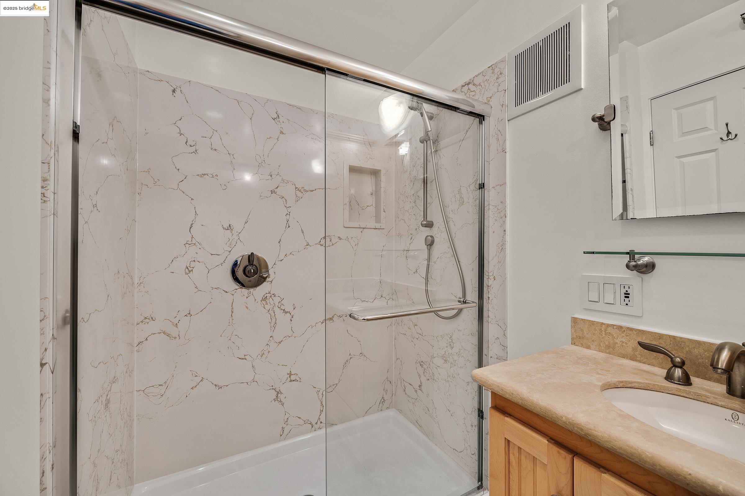 1205 Melville Sq 206