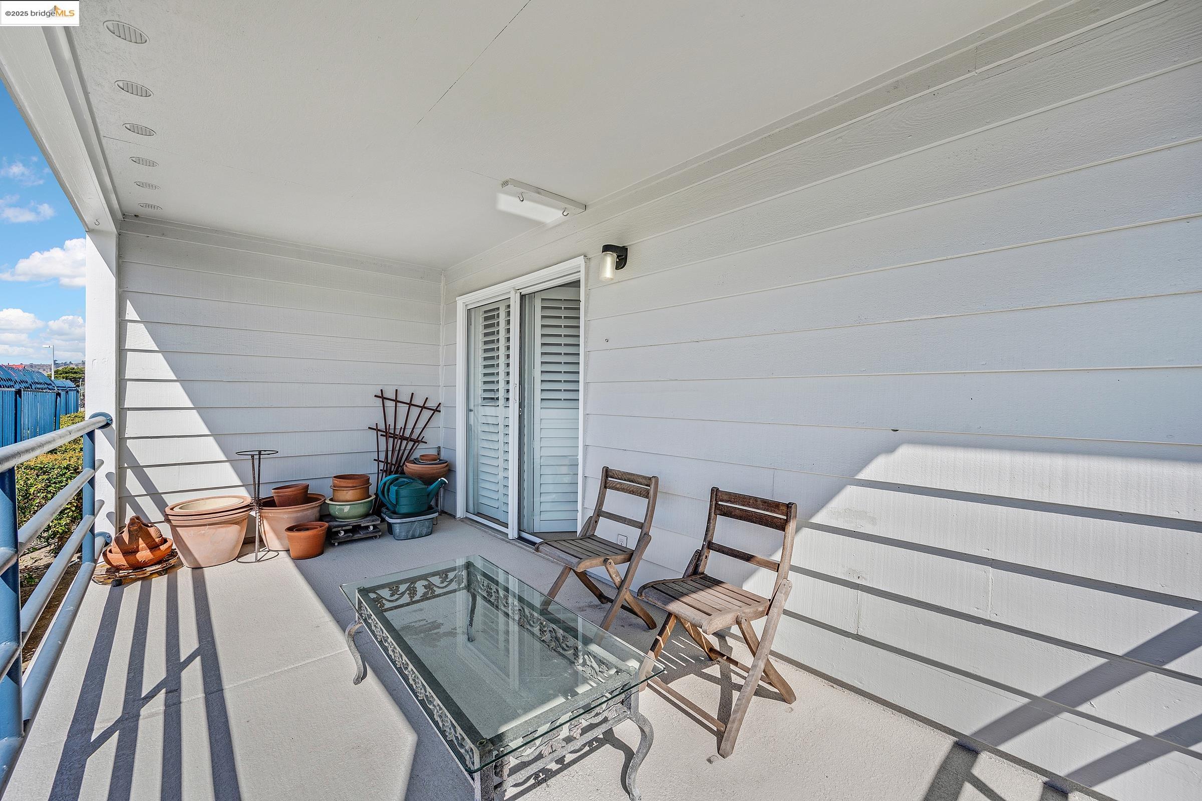 1205 Melville Sq 206