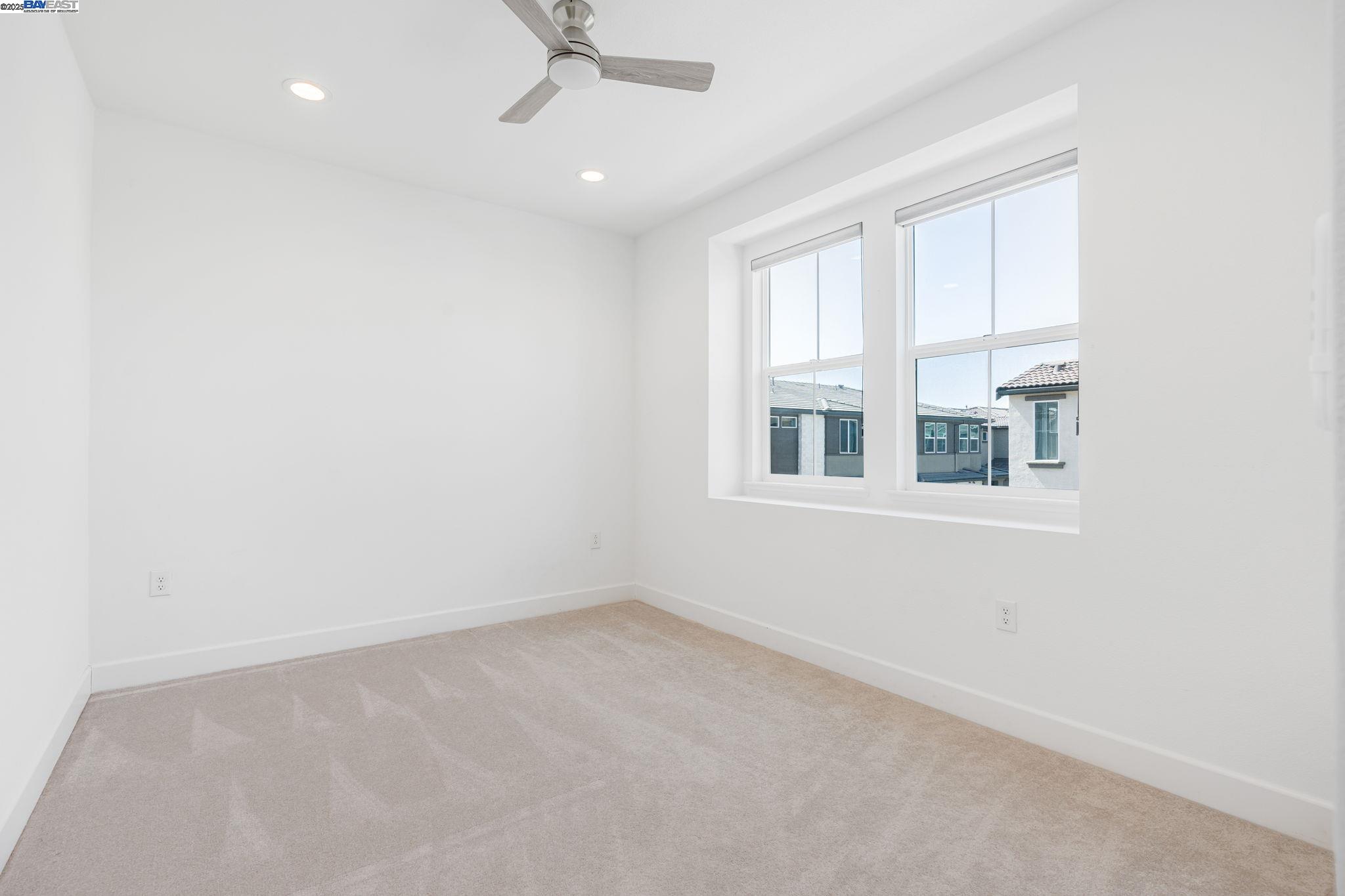 Detail Gallery Image 27 of 45 For 164 E Calder Dr, Mountain House,  CA 95391 - 3 Beds | 2/1 Baths
