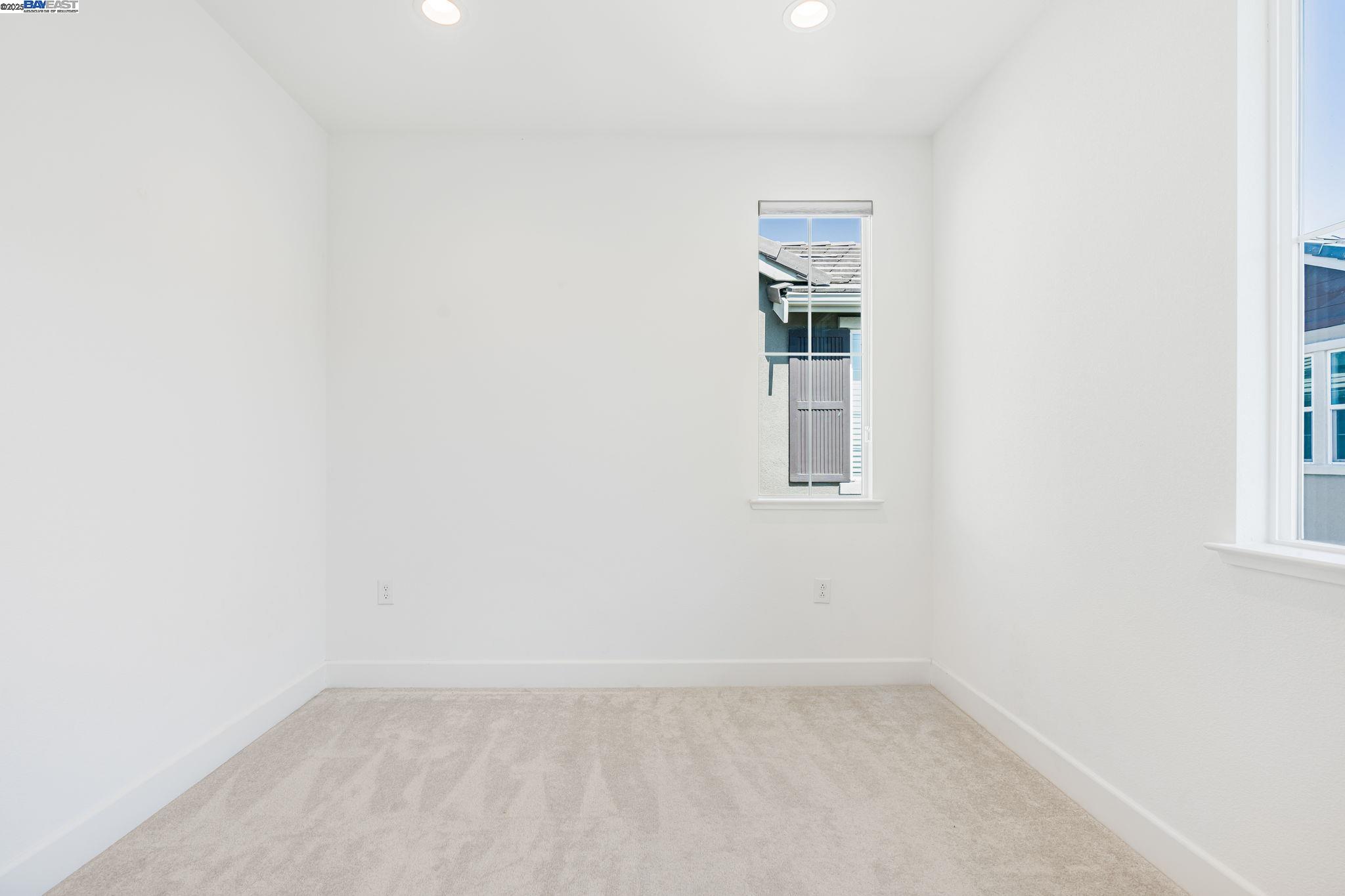 Detail Gallery Image 33 of 45 For 164 E Calder Dr, Mountain House,  CA 95391 - 3 Beds | 2/1 Baths