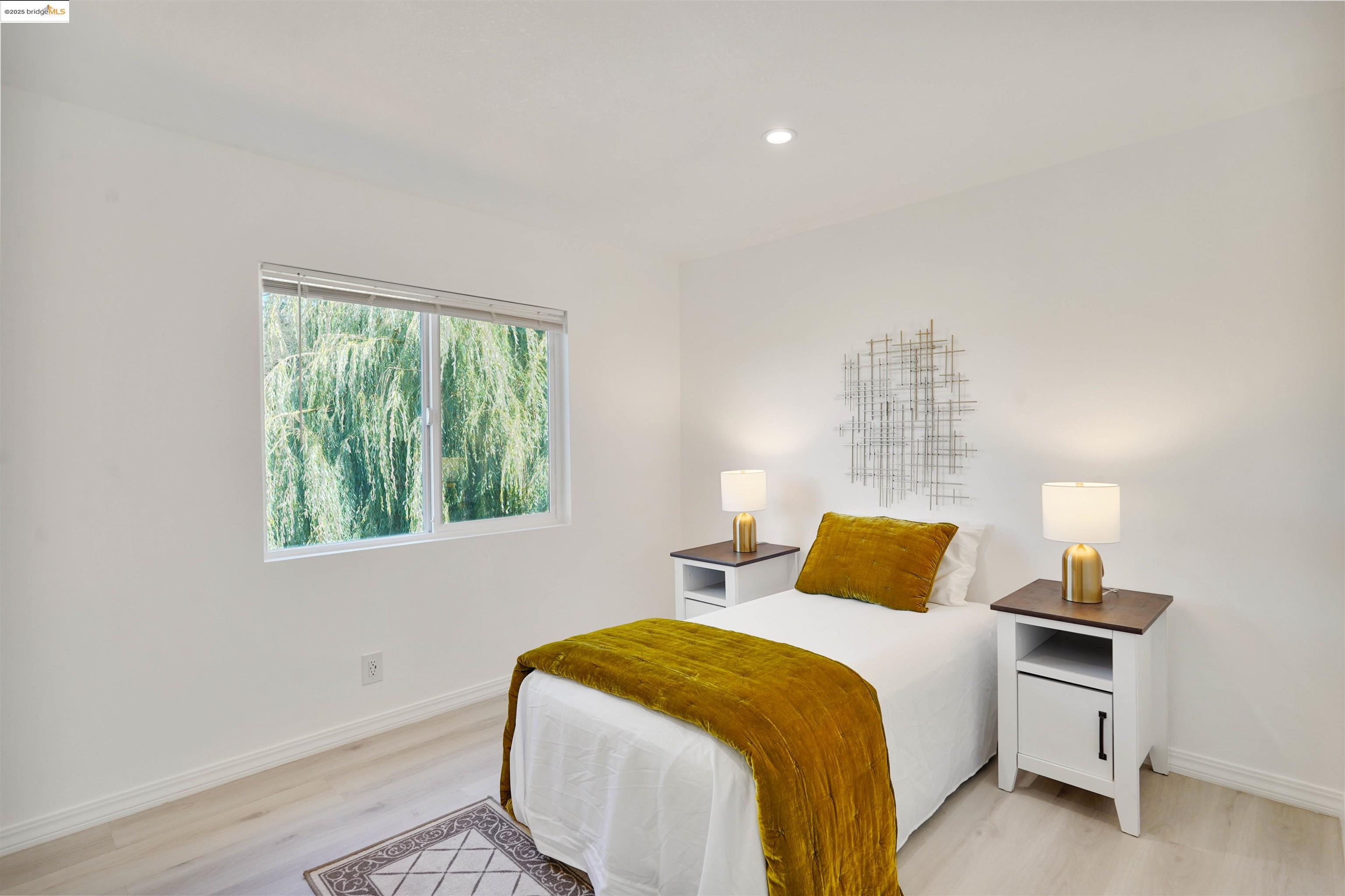 Detail Gallery Image 31 of 56 For 3977 La Cima Road, El Sobrante,  CA 94803 - 2 Beds | 1 Baths