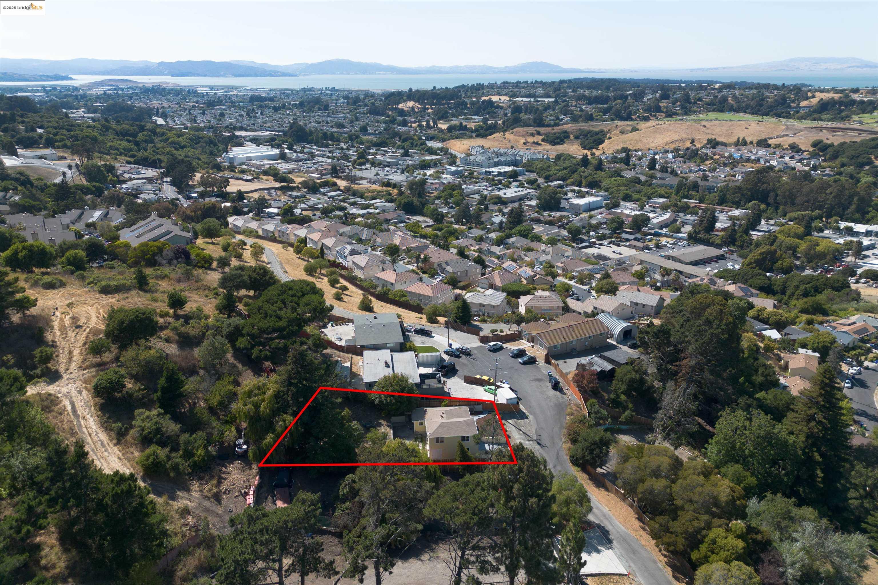 Detail Gallery Image 46 of 56 For 3977 La Cima Road, El Sobrante,  CA 94803 - 2 Beds | 1 Baths