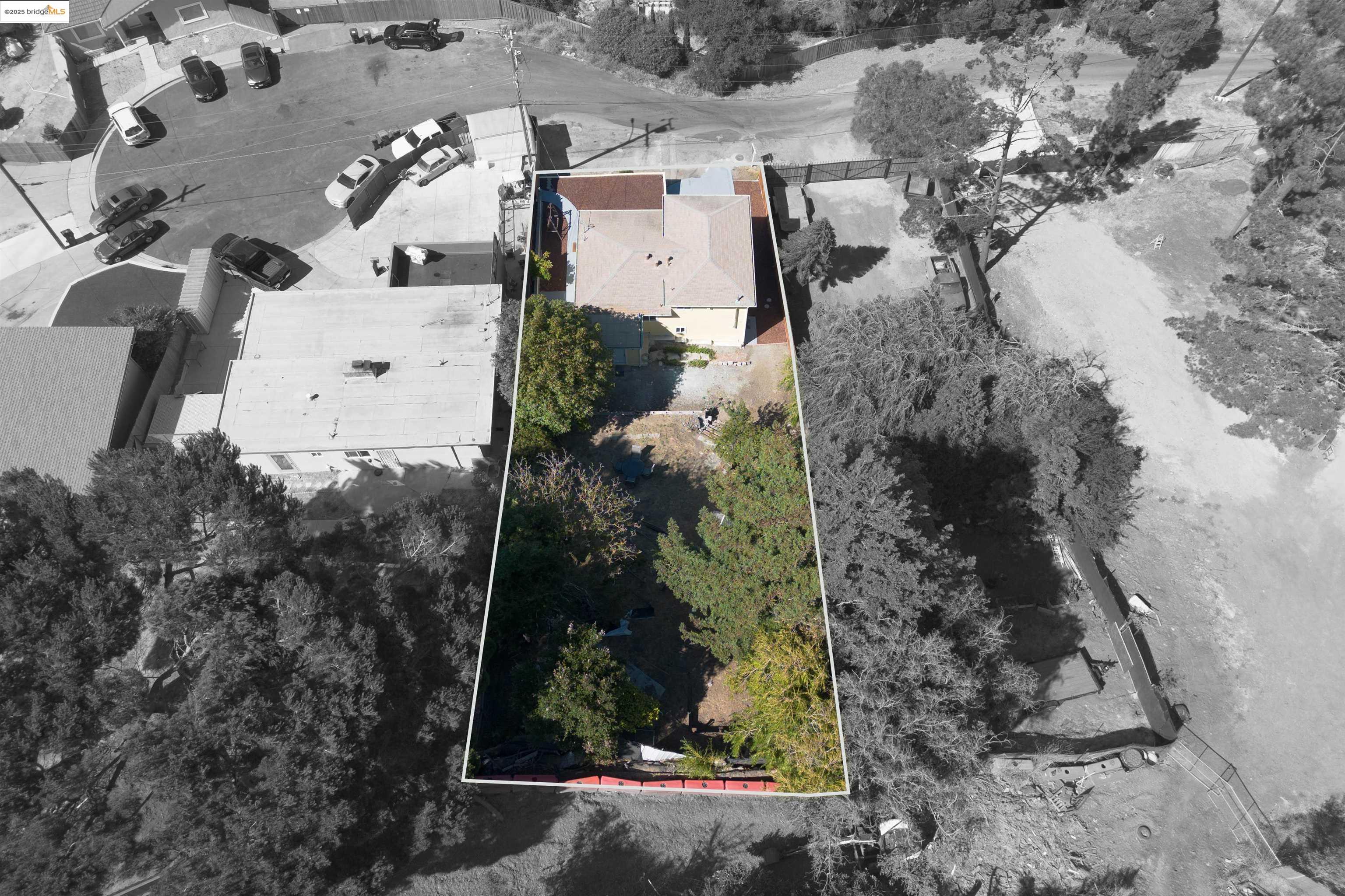 Detail Gallery Image 47 of 56 For 3977 La Cima Road, El Sobrante,  CA 94803 - 2 Beds | 1 Baths