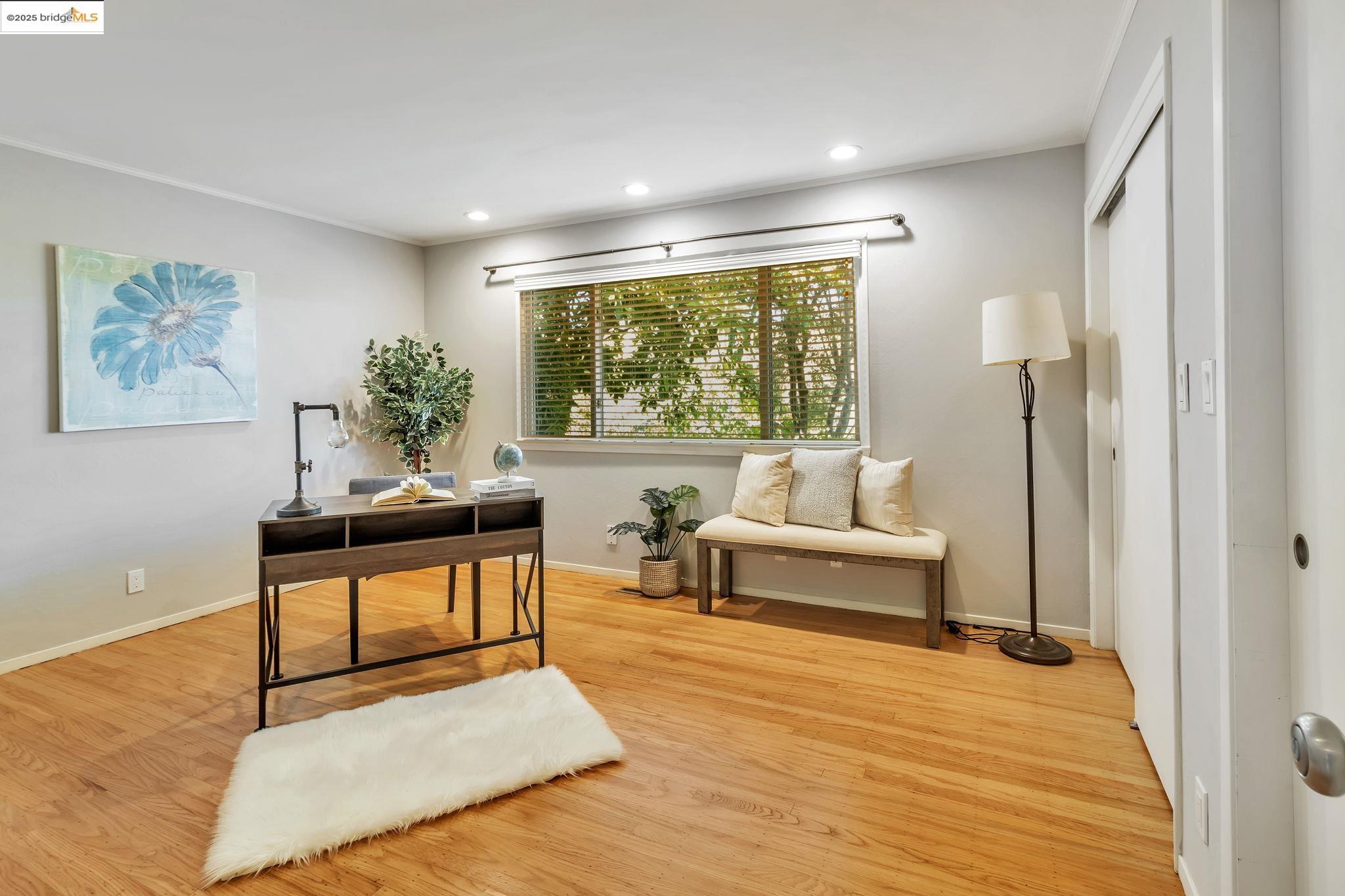 Detail Gallery Image 14 of 42 For 62 Warfield Dr, Moraga,  CA 94556-1122 - 4 Beds | 2 Baths