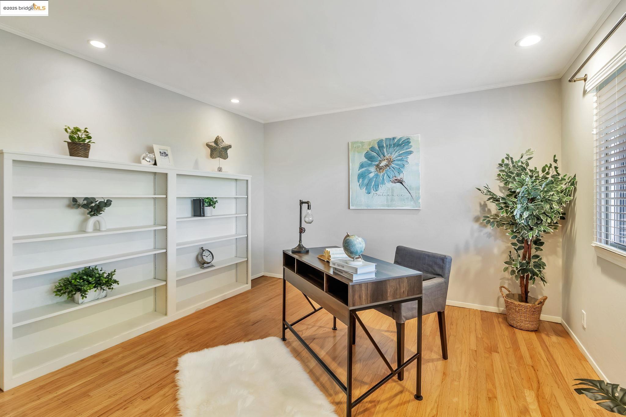 Detail Gallery Image 17 of 42 For 62 Warfield Dr, Moraga,  CA 94556-1122 - 4 Beds | 2 Baths
