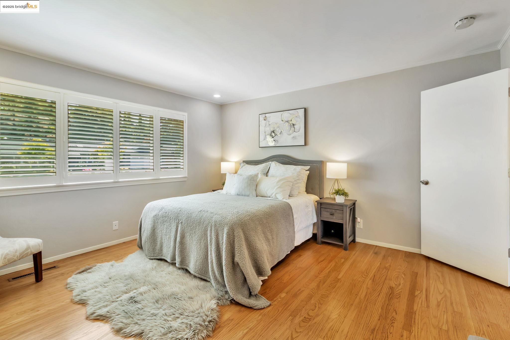 Detail Gallery Image 19 of 42 For 62 Warfield Dr, Moraga,  CA 94556-1122 - 4 Beds | 2 Baths