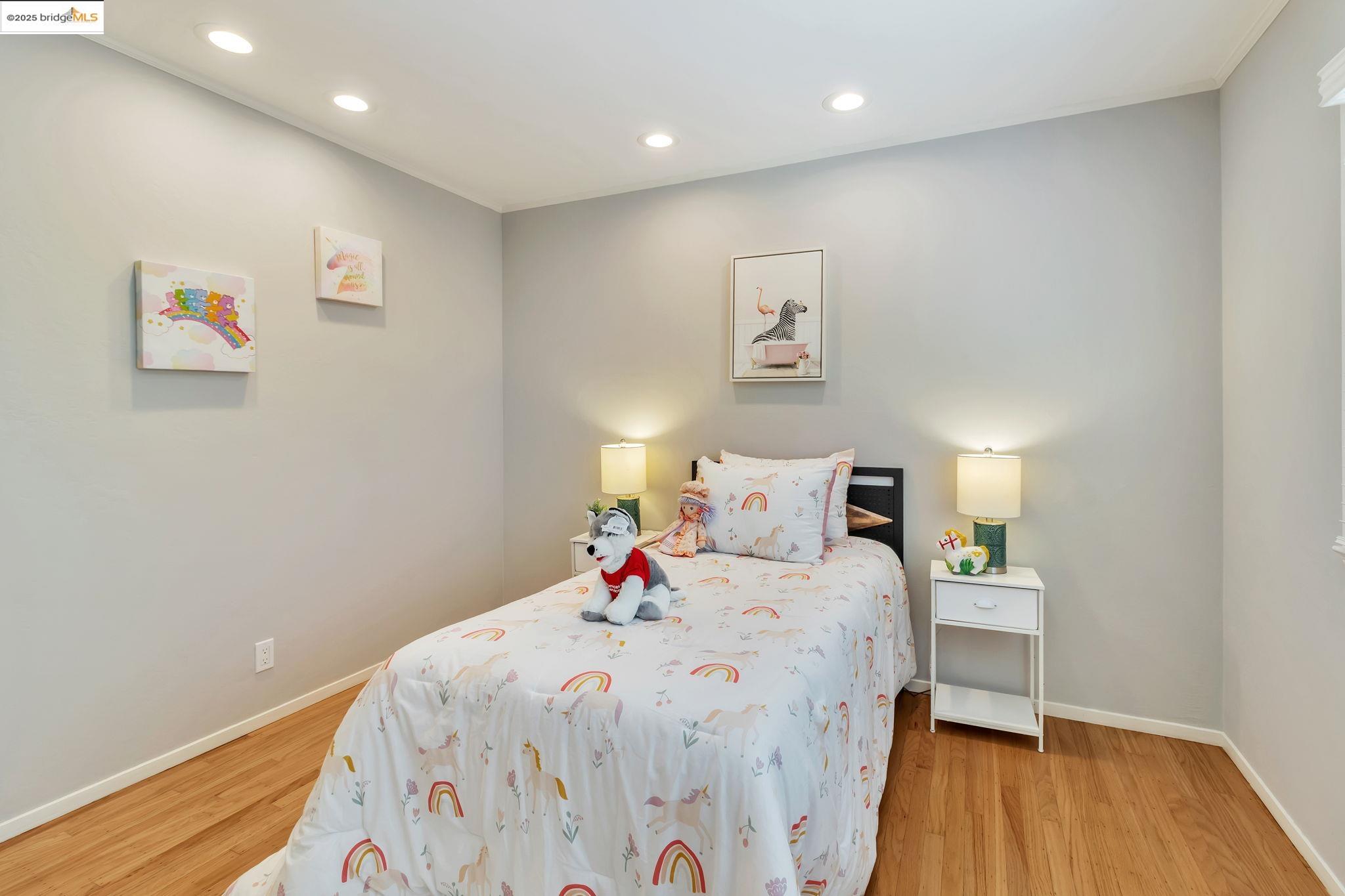 Detail Gallery Image 24 of 42 For 62 Warfield Dr, Moraga,  CA 94556-1122 - 4 Beds | 2 Baths