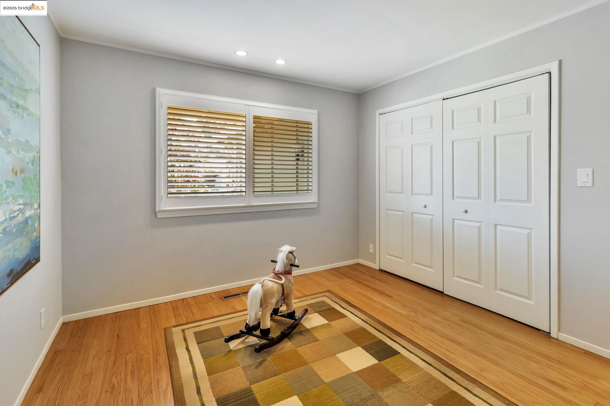 Detail Gallery Image 26 of 42 For 62 Warfield Dr, Moraga,  CA 94556-1122 - 4 Beds | 2 Baths