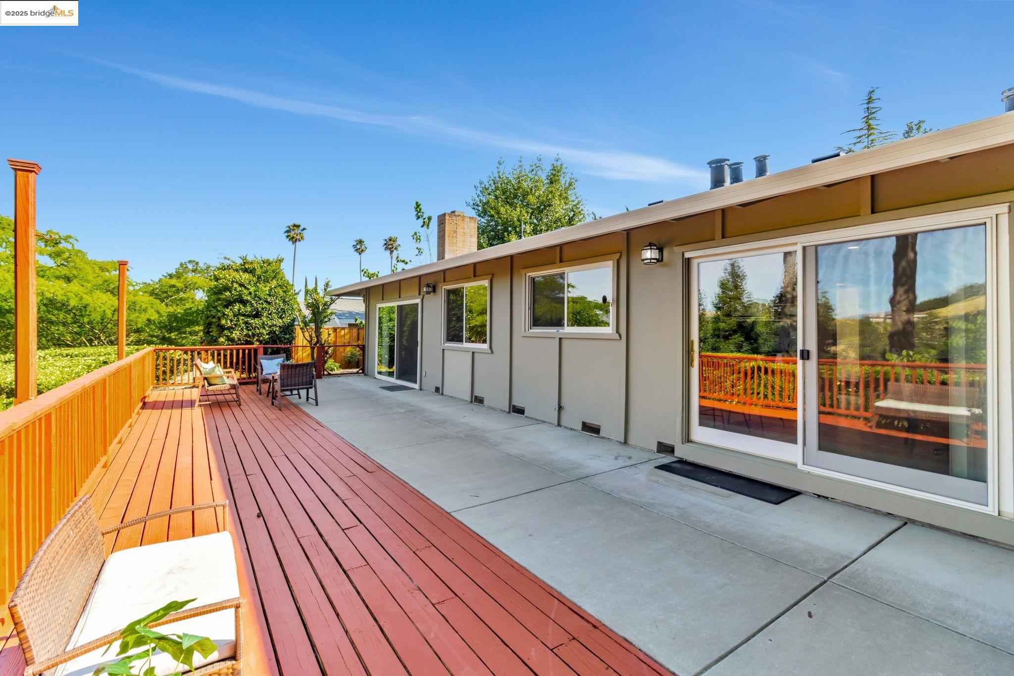 Detail Gallery Image 35 of 42 For 62 Warfield Dr, Moraga,  CA 94556-1122 - 4 Beds | 2 Baths
